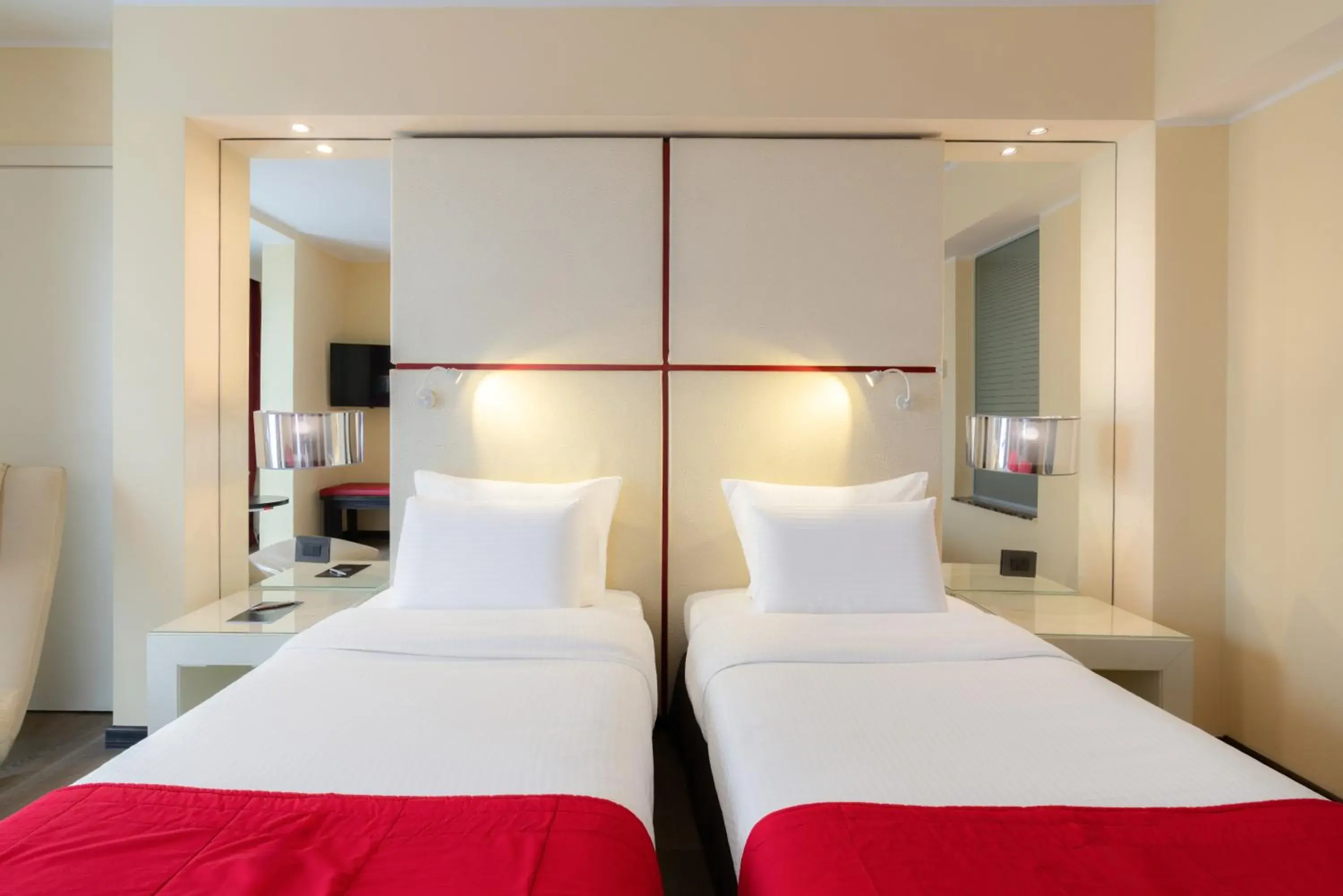 Standard Twin Room in Pullman Kinshasa Grand Hotel Standard Twin Room in Pullman Kinshasa Grand Hotel