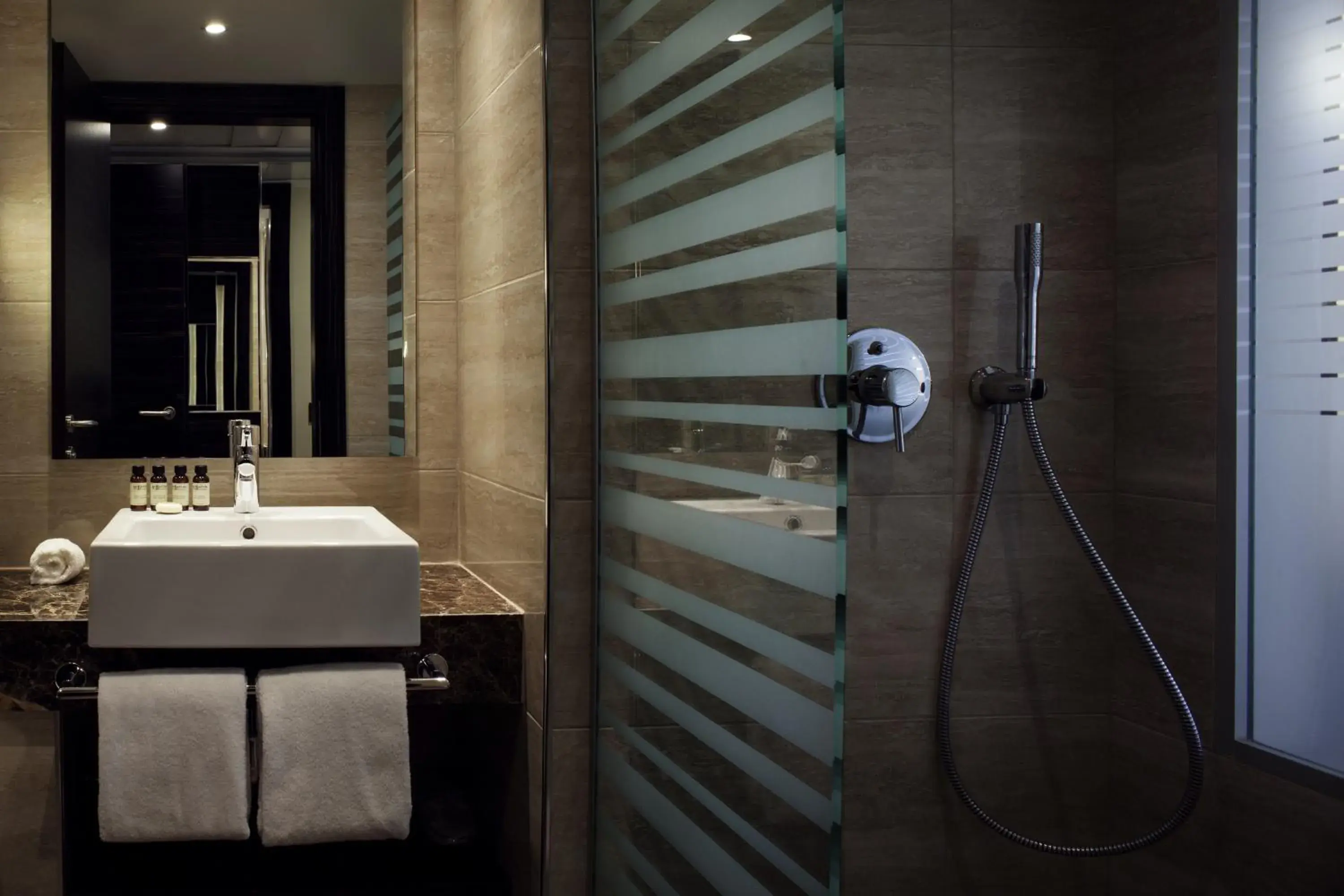 Bathroom in Pullman Kinshasa Grand Hotel Bathroom in Pullman Kinshasa Grand Hotel