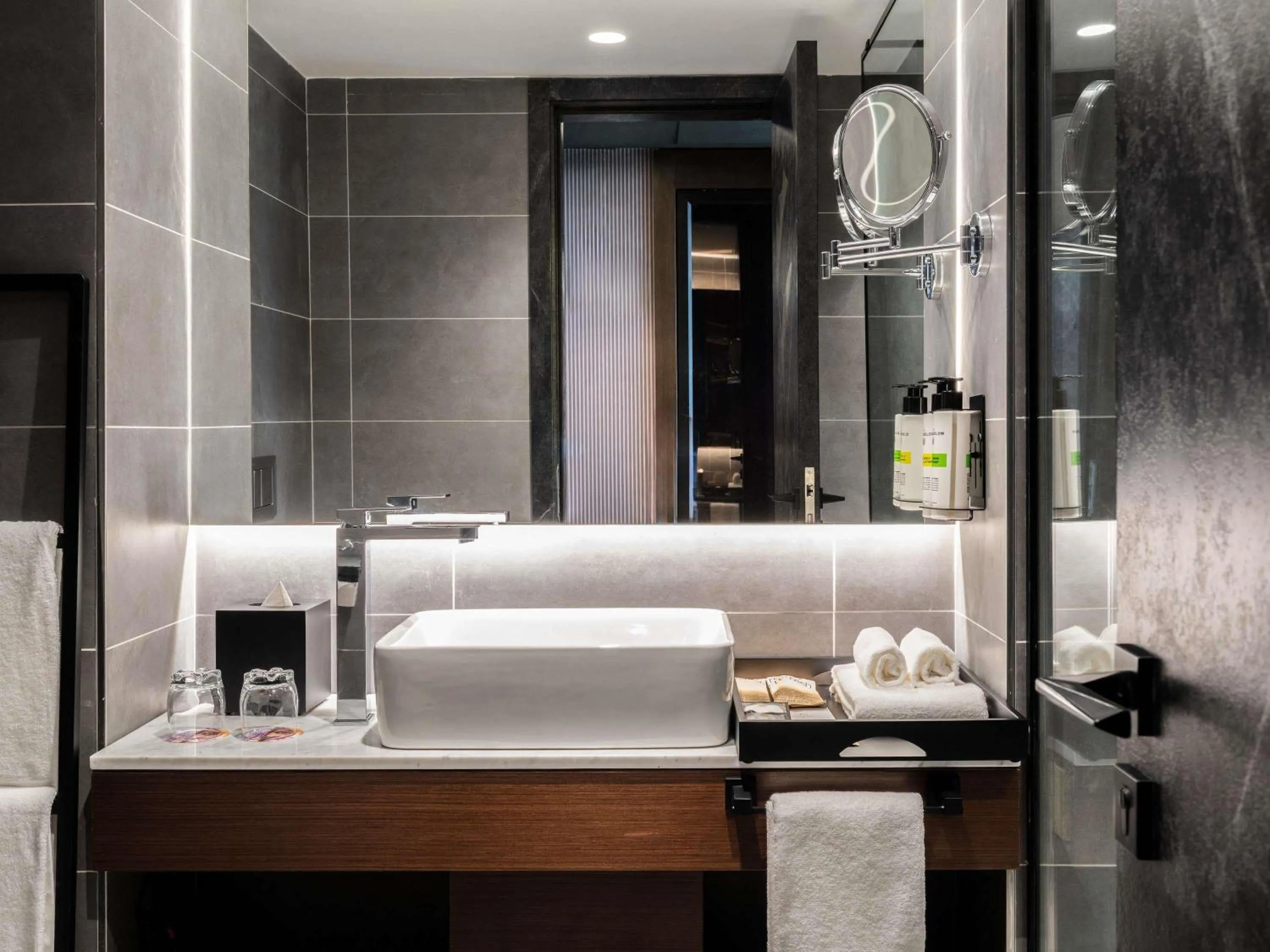 Bedroom in Pullman Kinshasa Grand Hotel