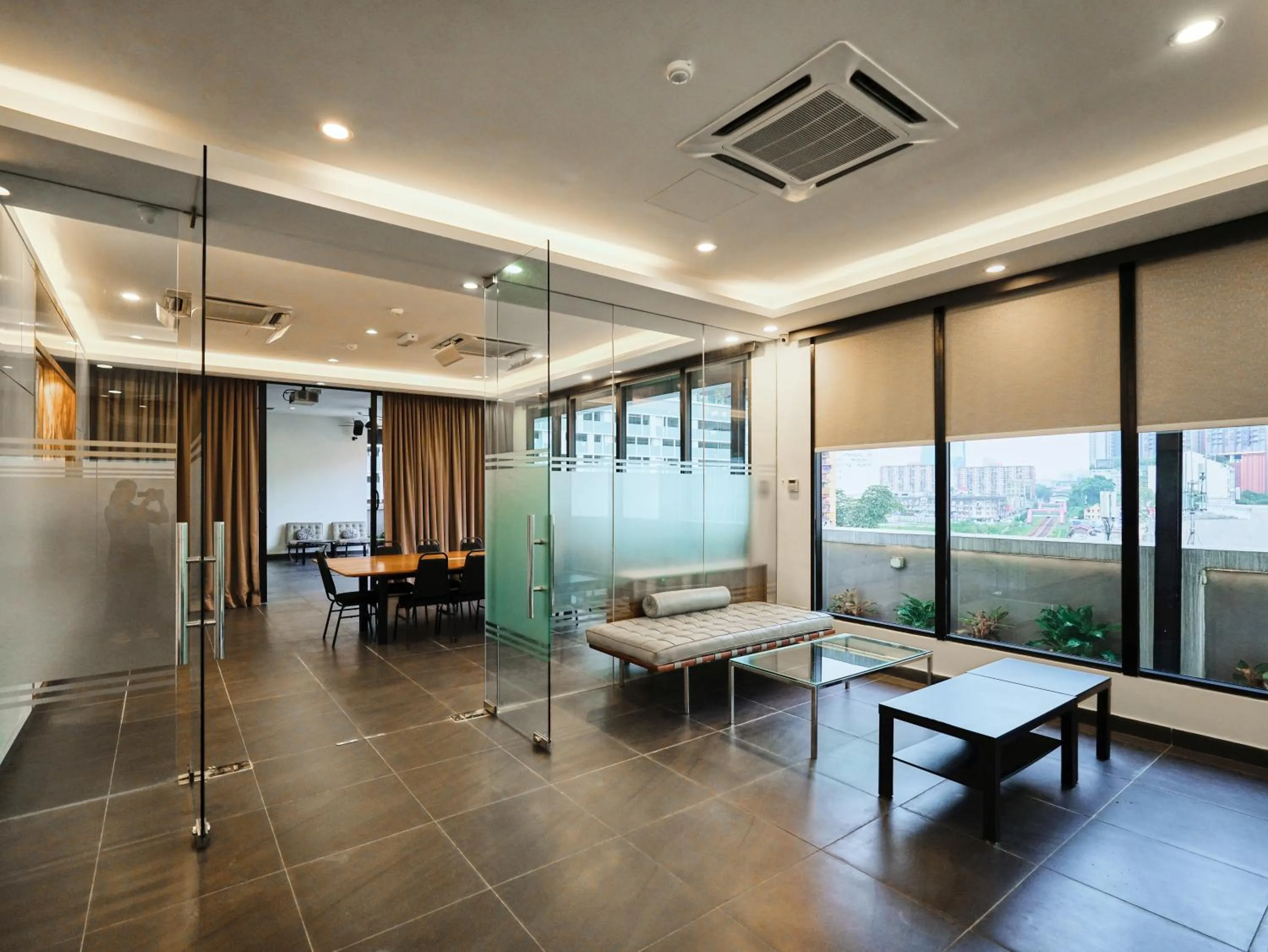 Meeting/conference room in Eco Roomy Hotel