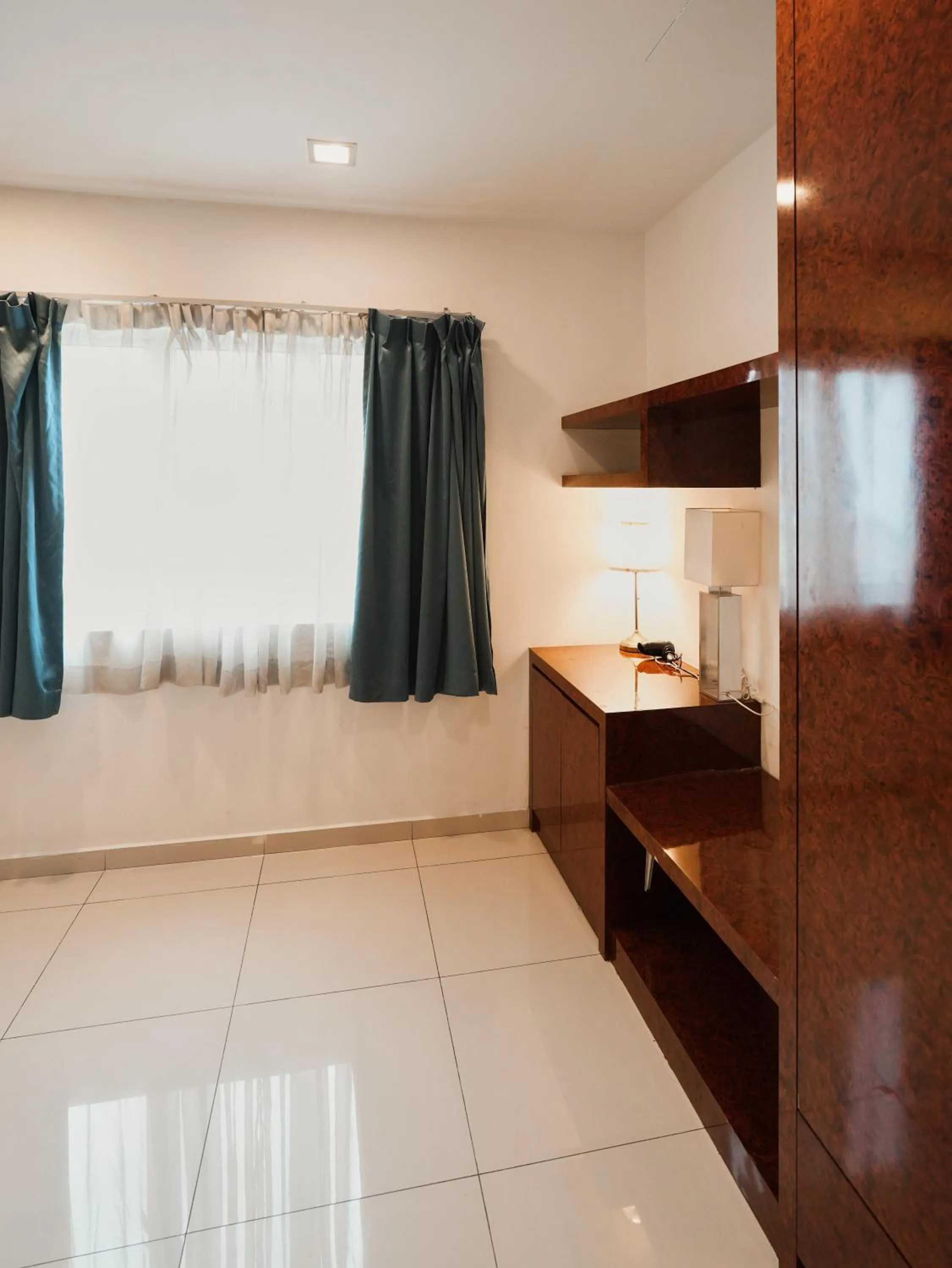 wardrobe in Eco Roomy Hotel