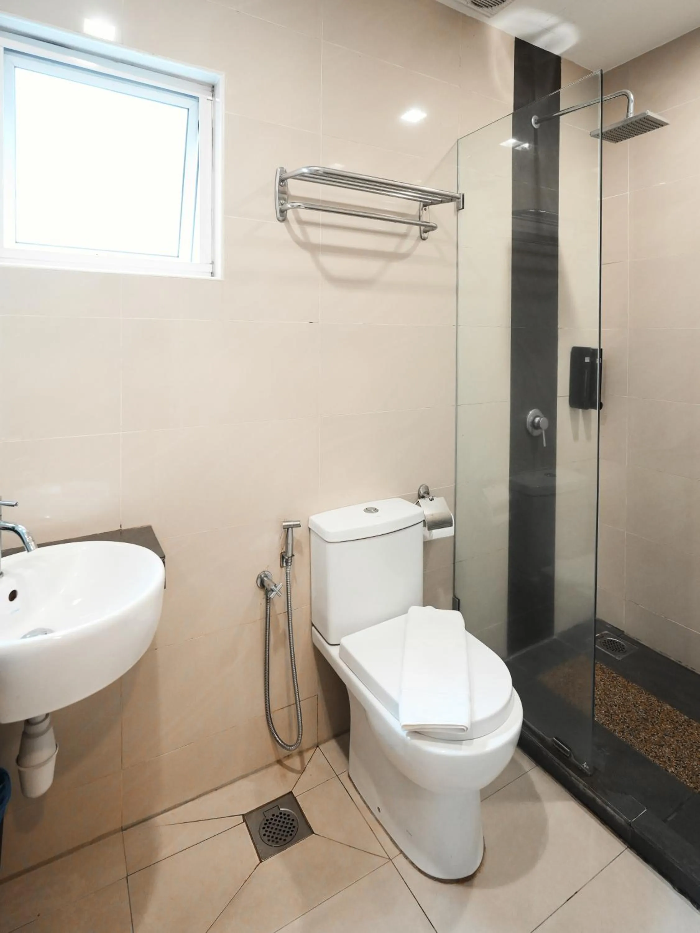 Bathroom in Eco Roomy Hotel