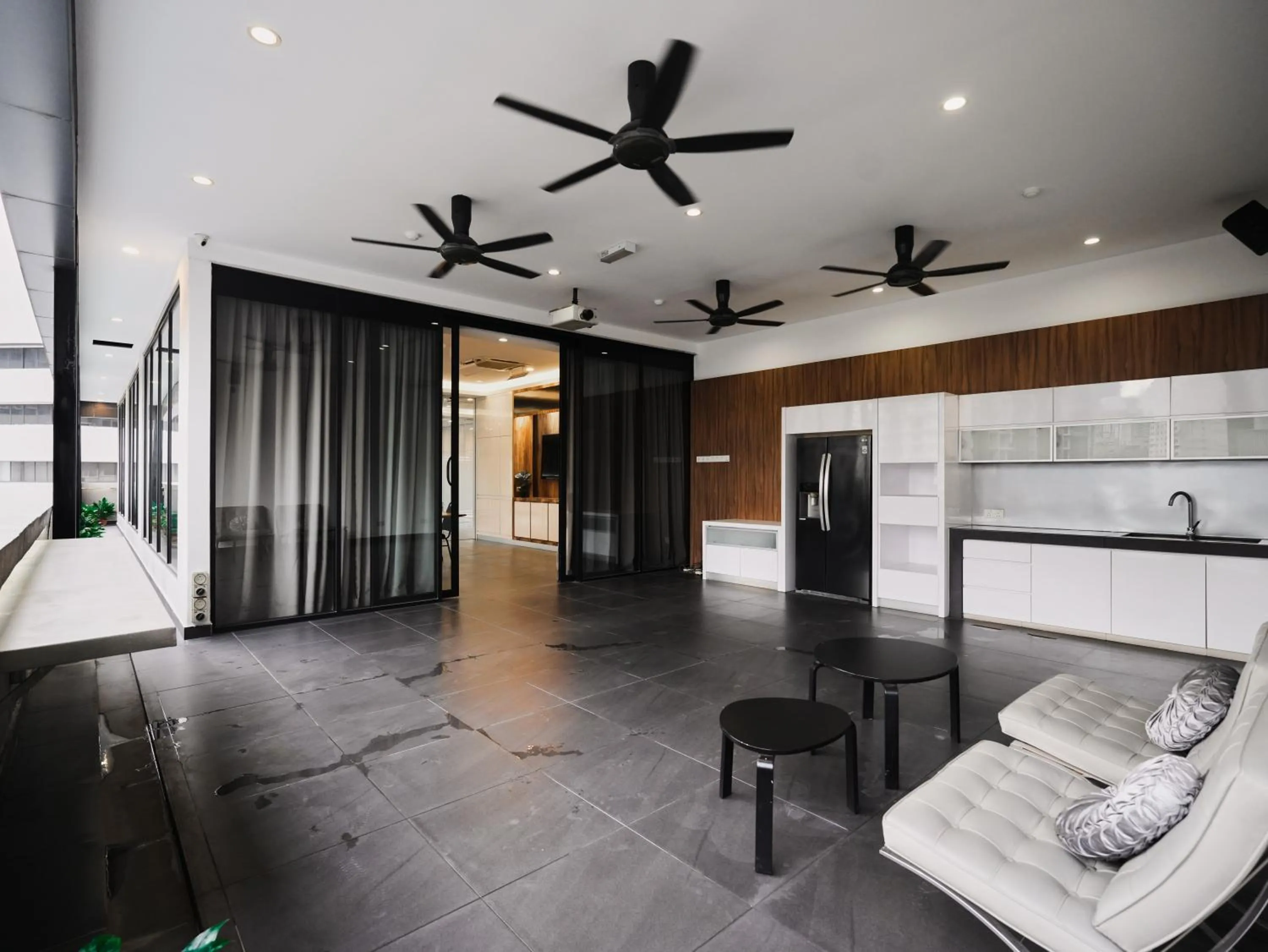 Meeting/conference room, Bed in Eco Roomy Hotel