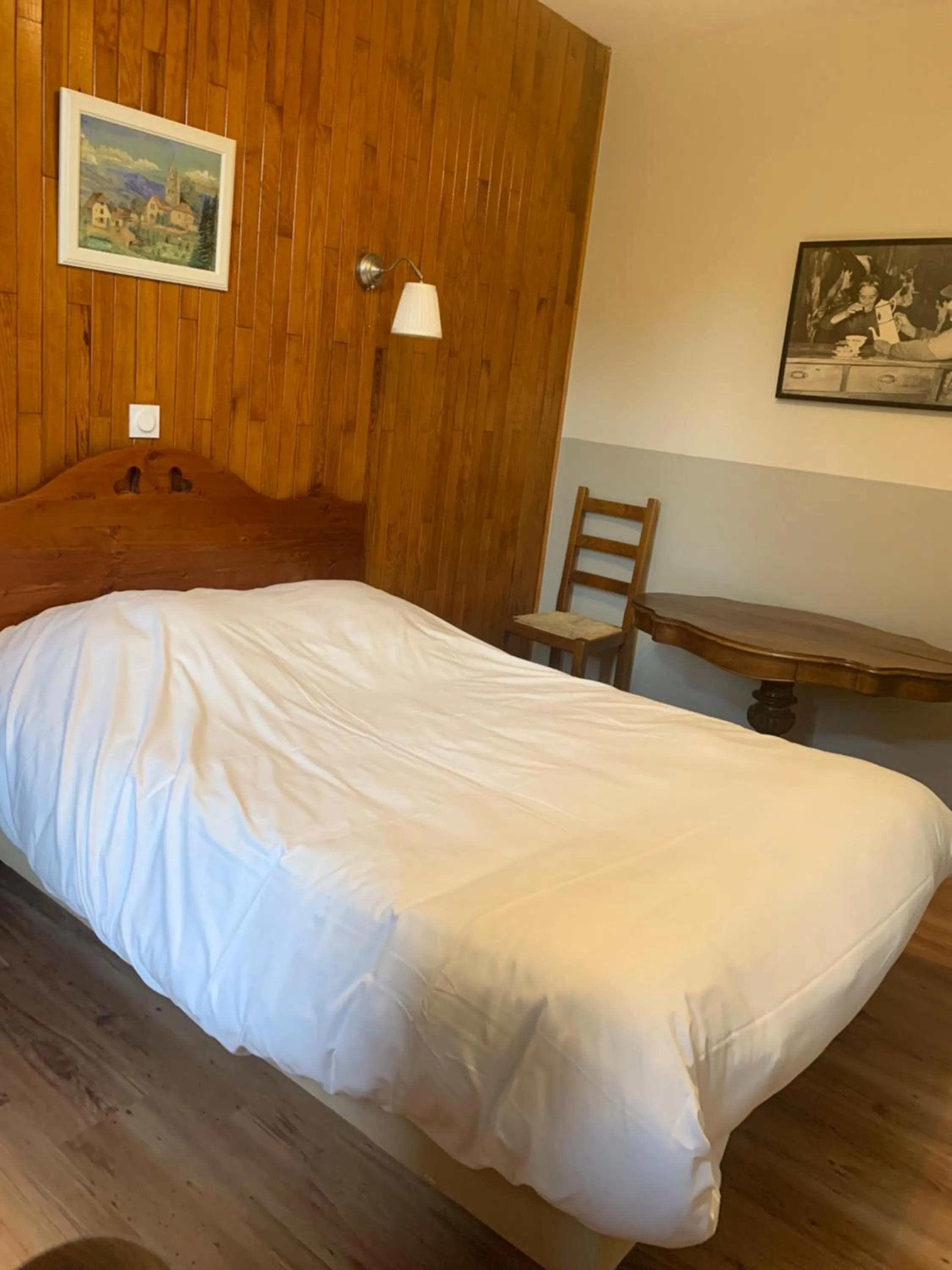 Bed in Au Sans Souci