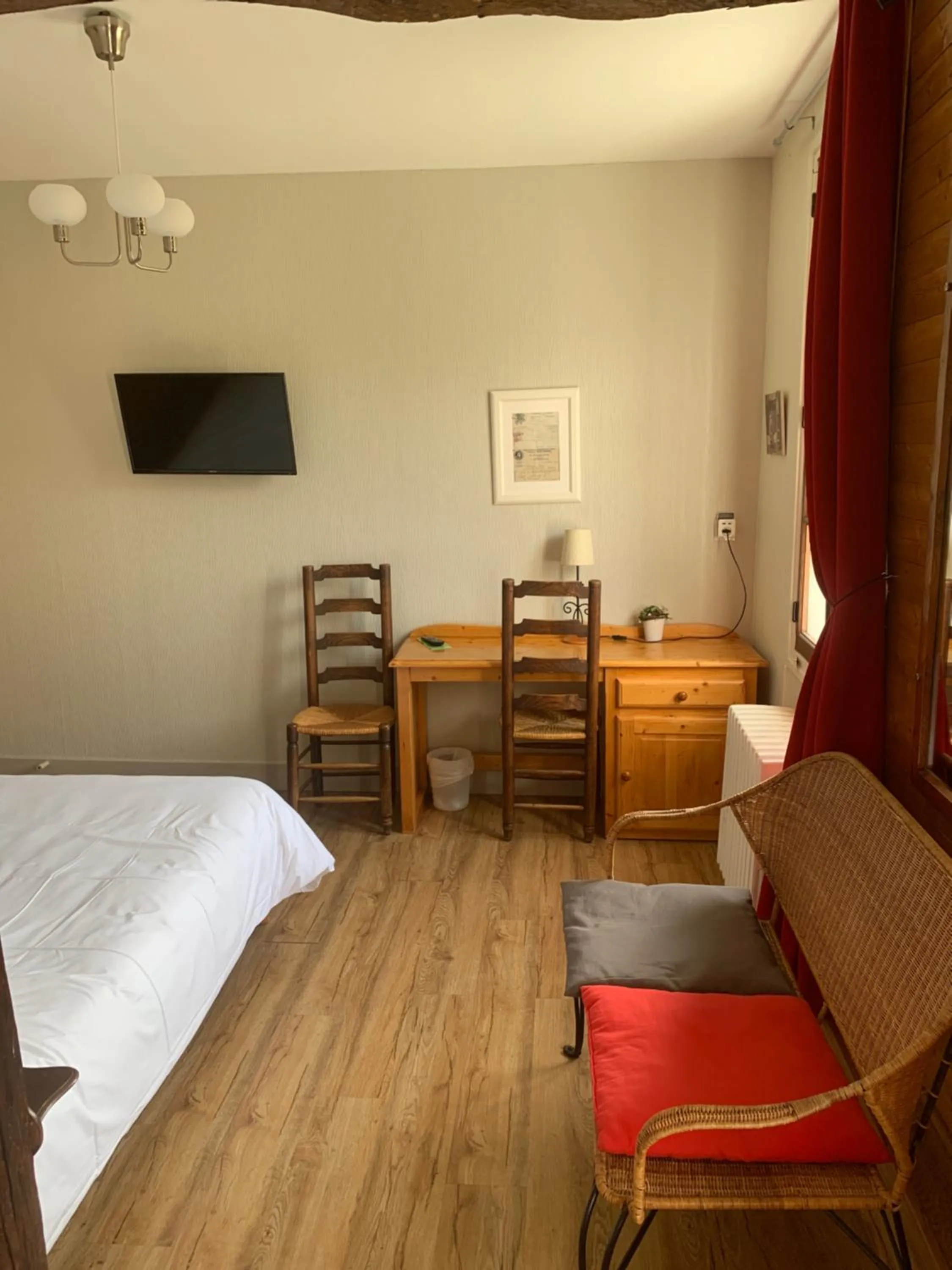 Bed in Au Sans Souci