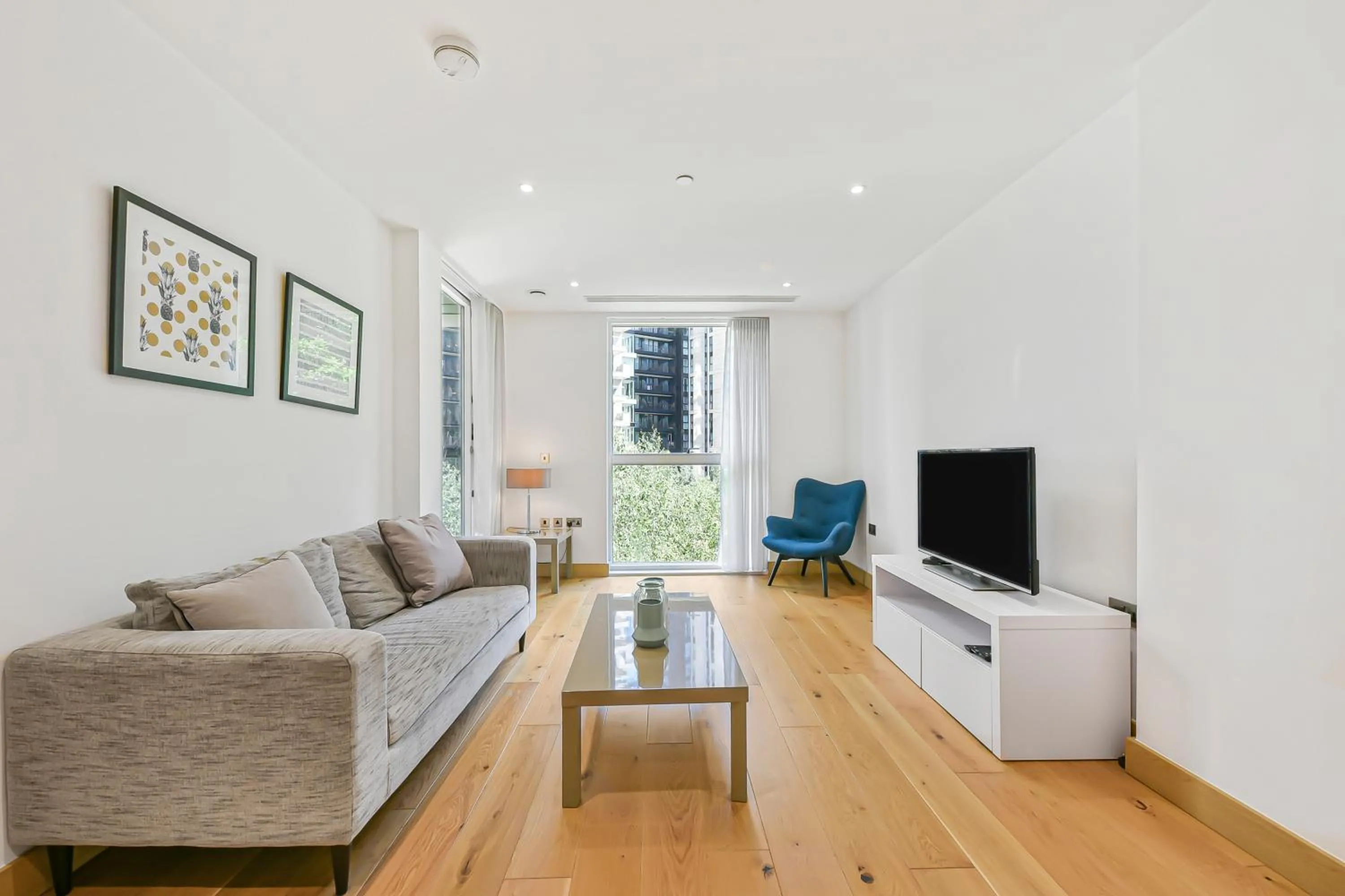 Paddington Ex LUX Flat