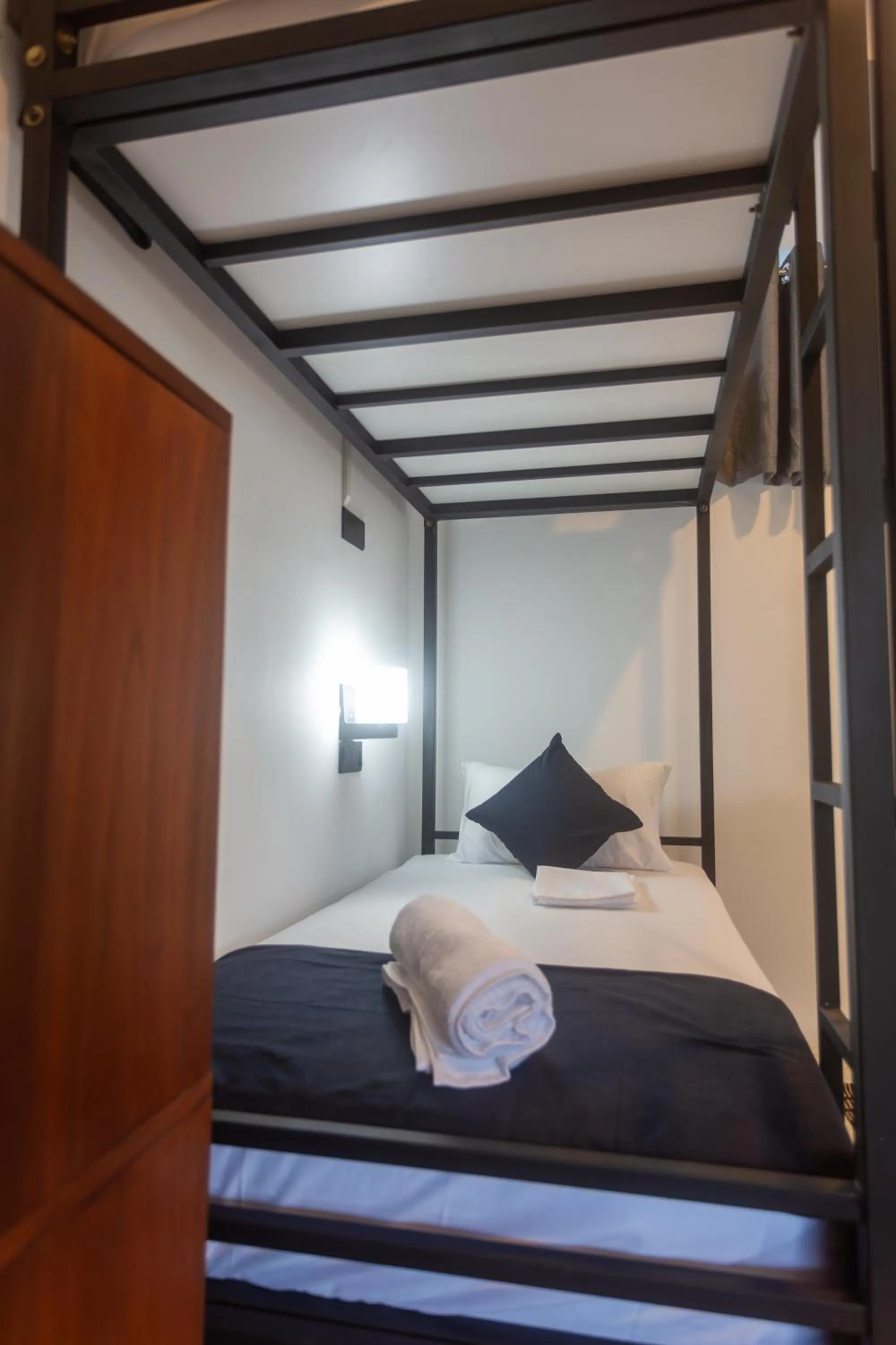 Mich's Surf Villa & Hostel