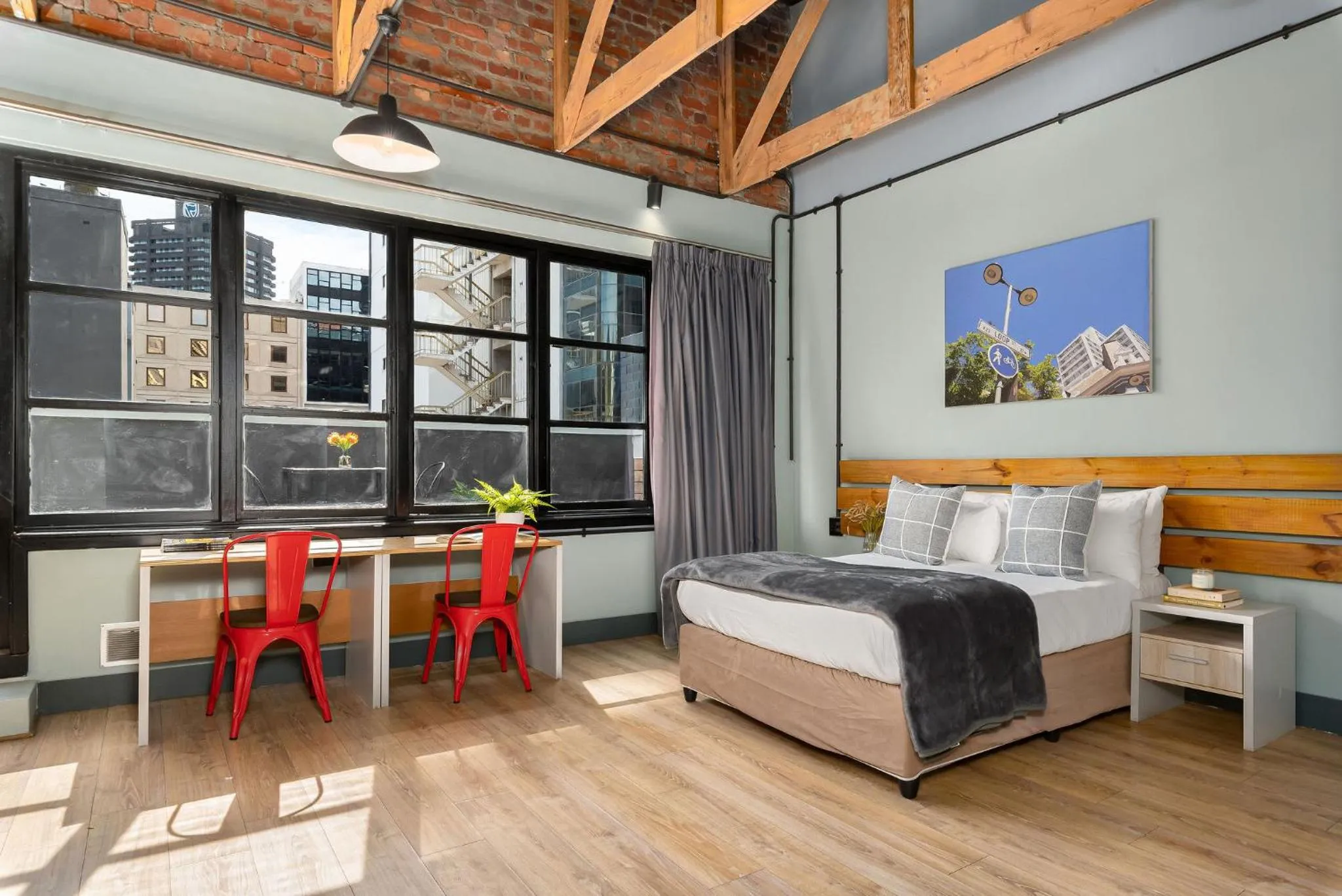 Bed in 53 on Castle