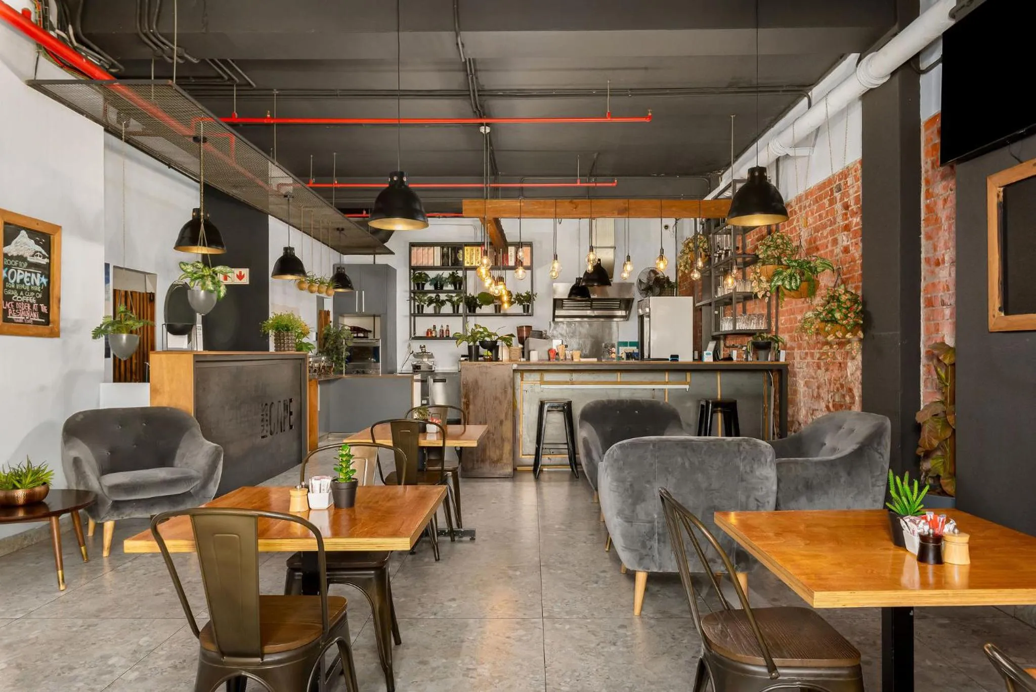 Restaurant/places to eat in 53 on Castle