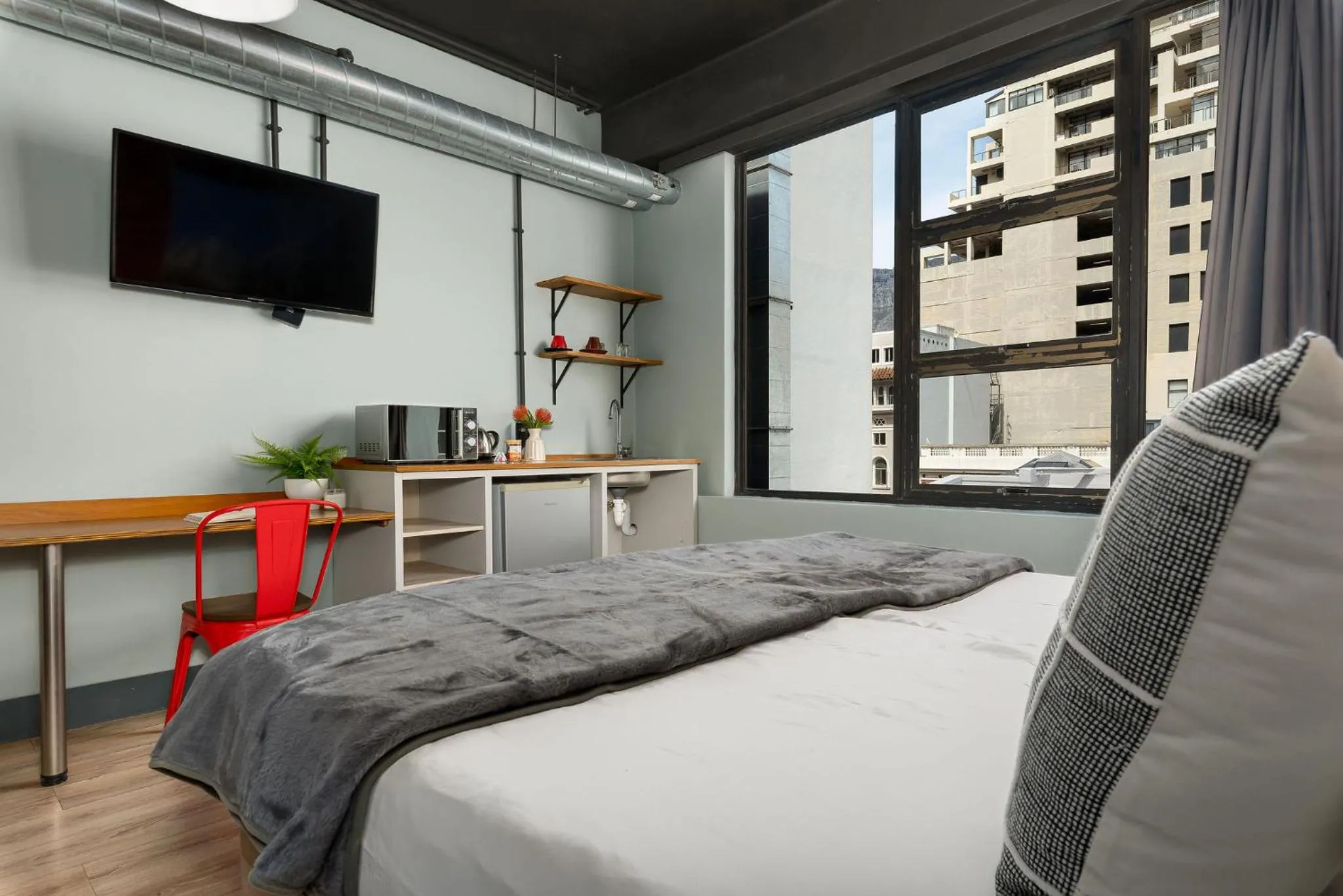 Bed in 53 on Castle