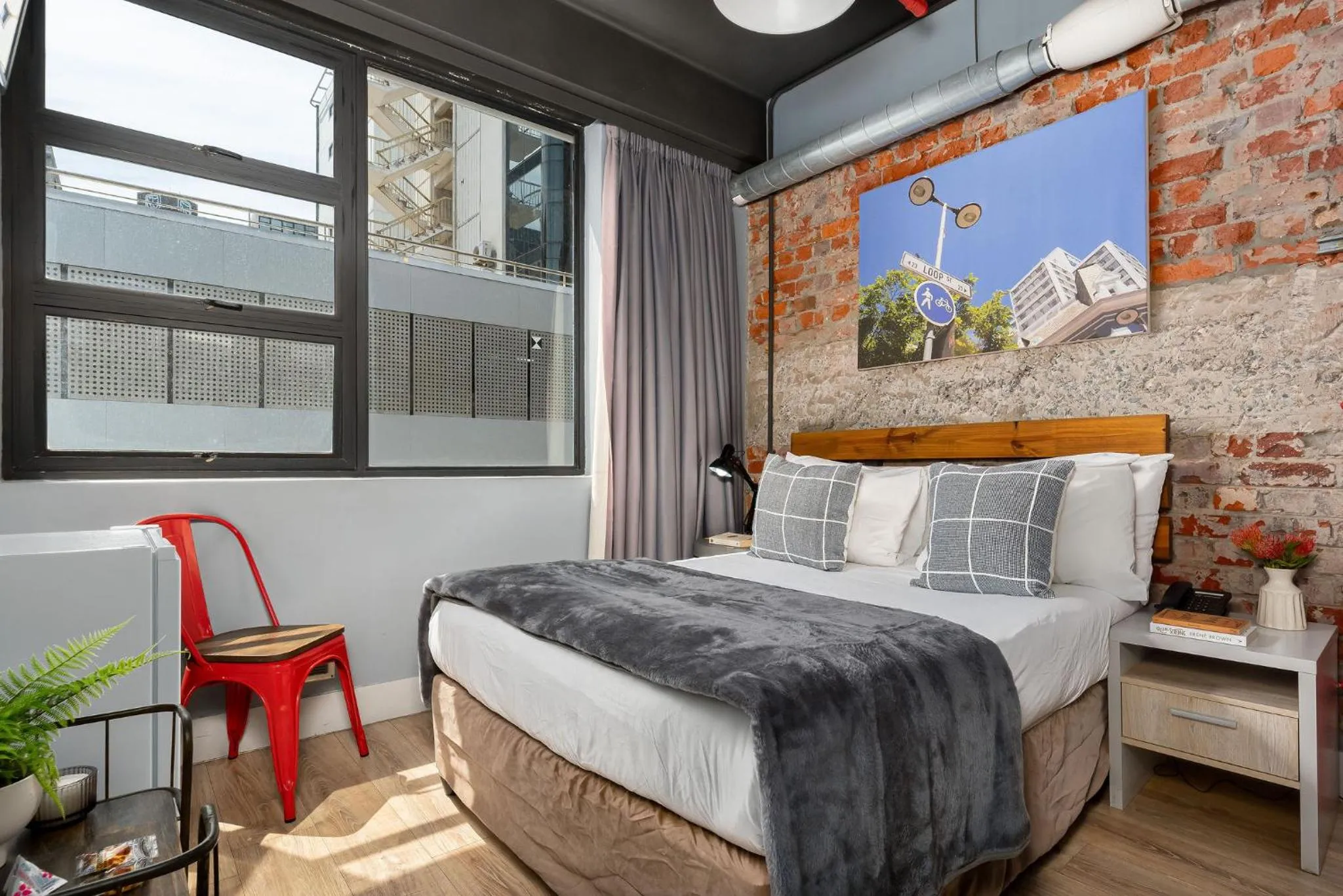 Bed in 53 on Castle