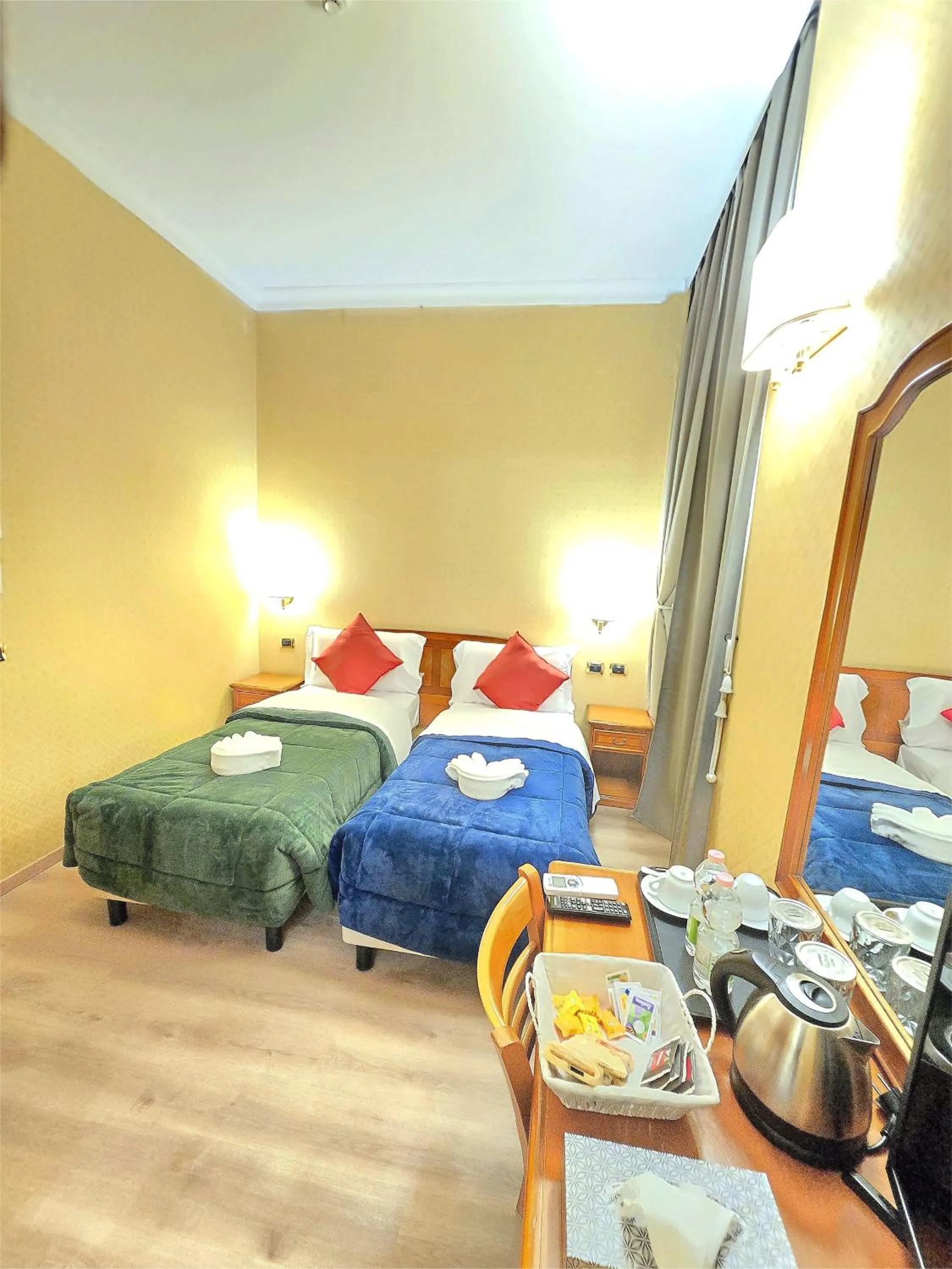 Photo of the whole room, Bed in Hotel Amadeus