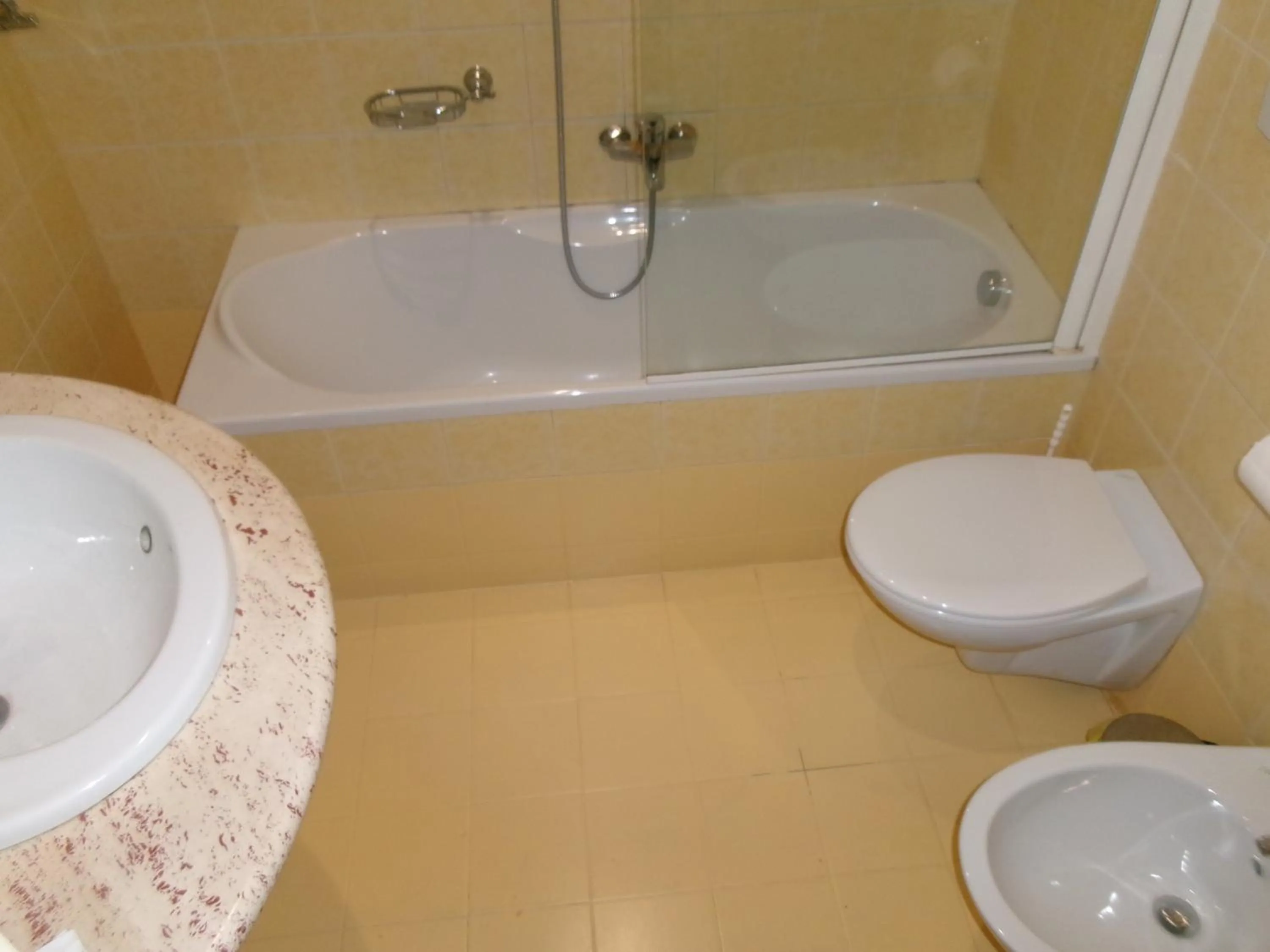 Bathroom in Hotel Amadeus