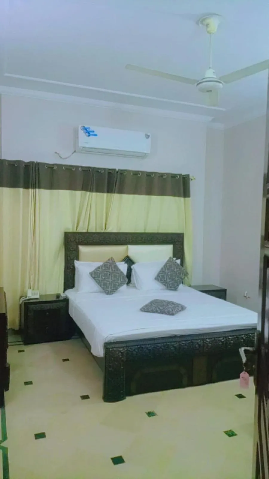 Bedroom, Bed in Overseas Guest House