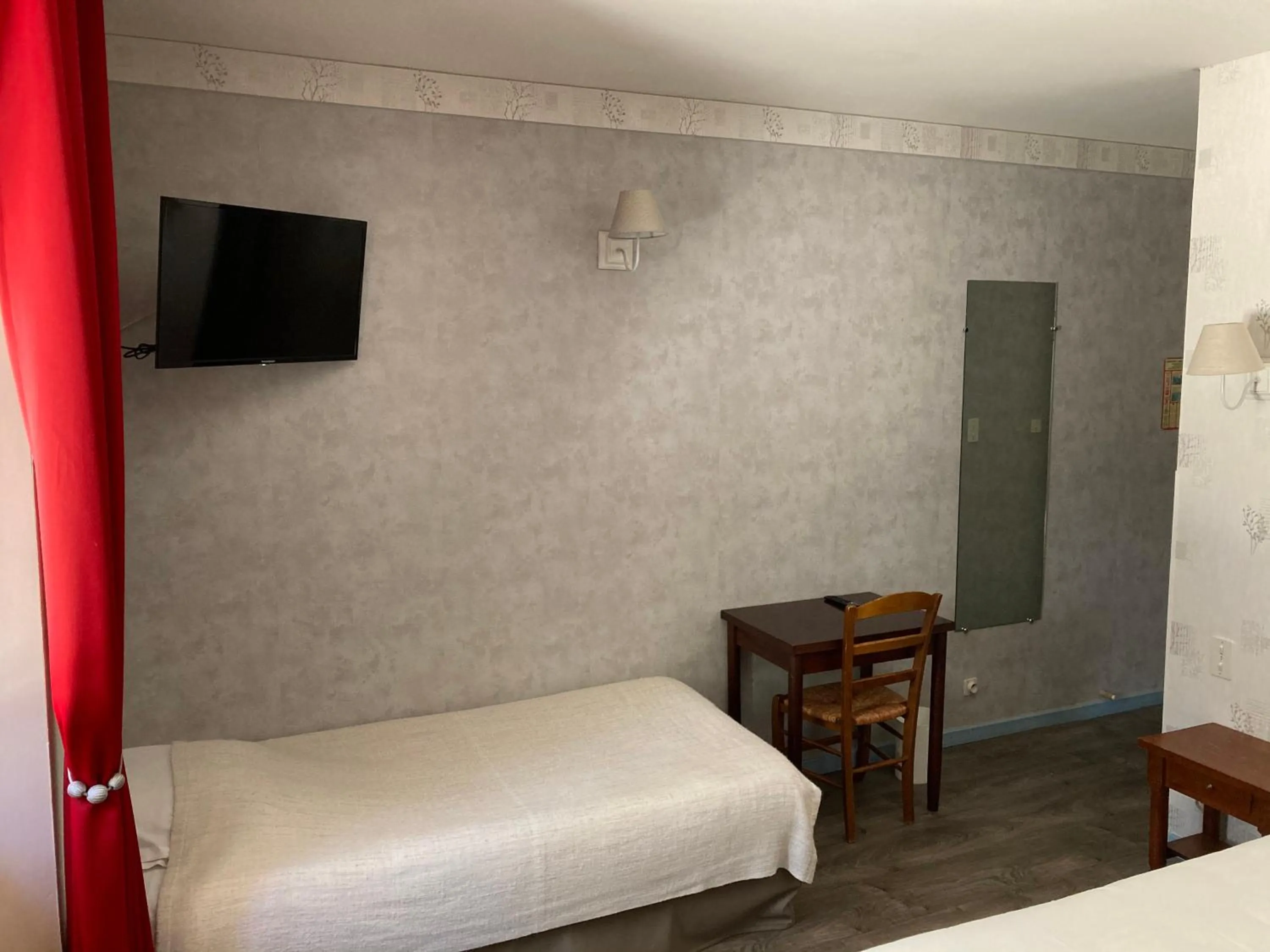 Bed in Hotel D'Albion