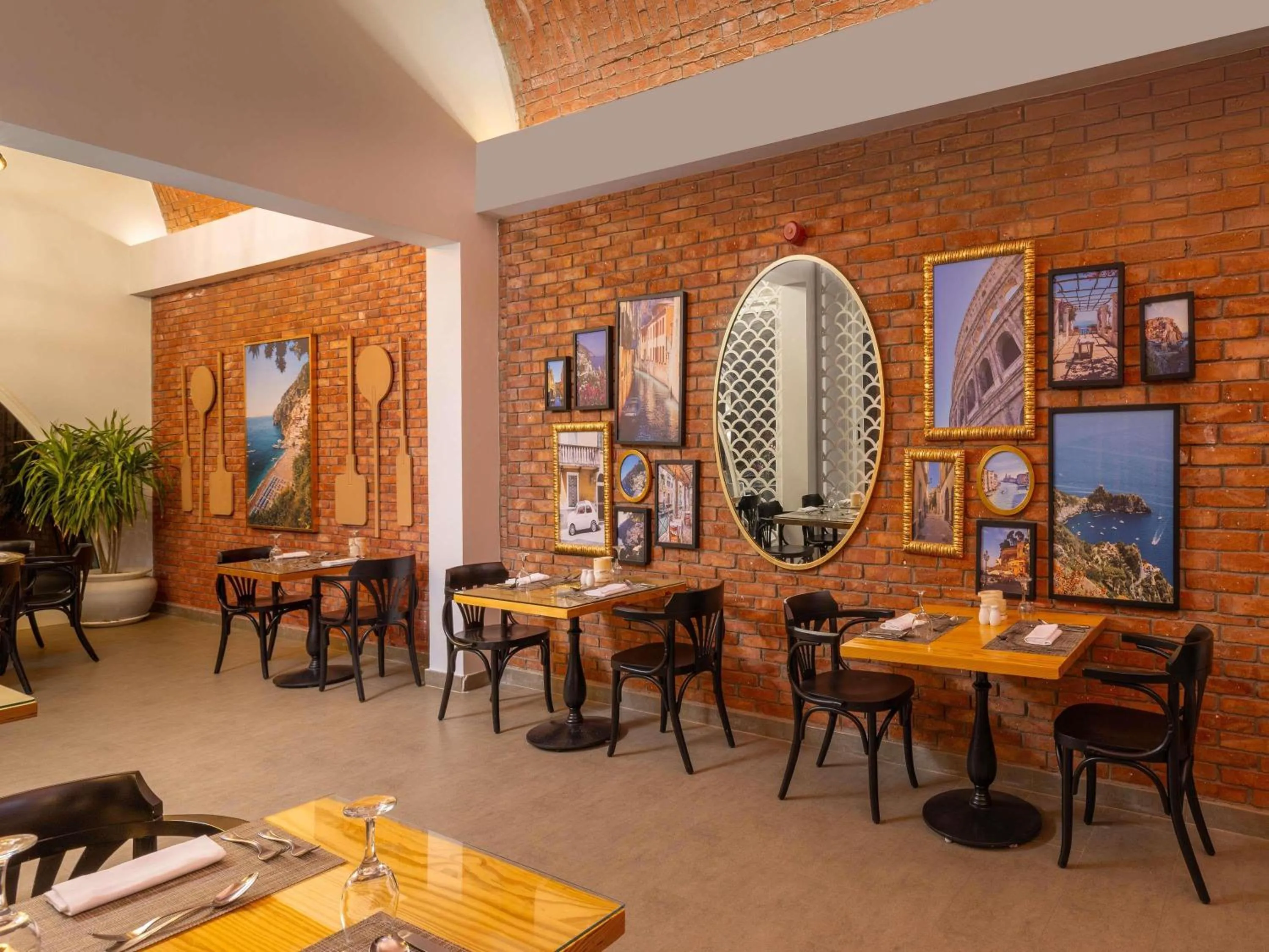 Restaurant/places to eat in Novotel Marsa Alam Beach Resort