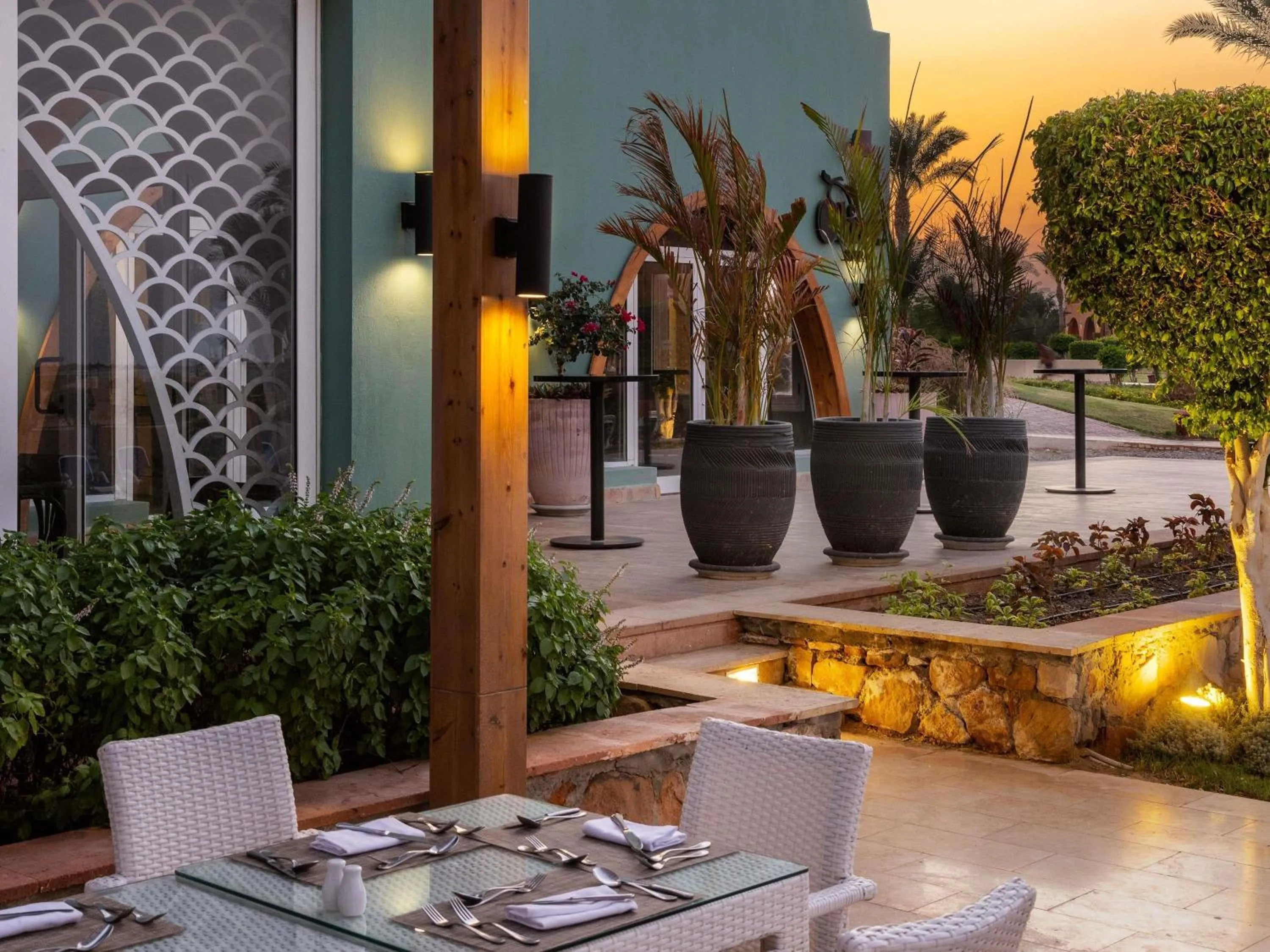 Lounge or bar in Novotel Marsa Alam Beach Resort