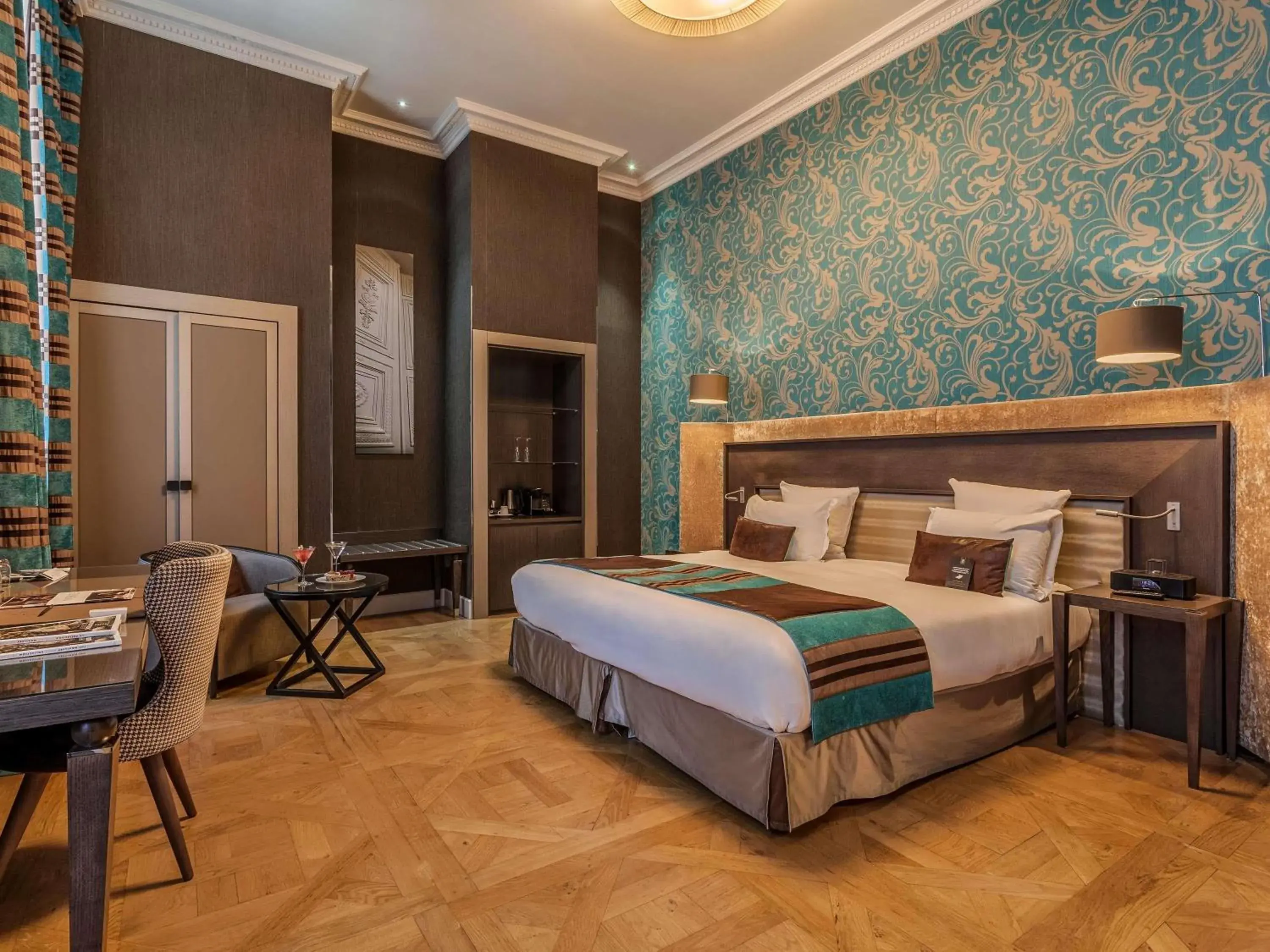 Bedroom, Bed in La Cour des Consuls Hotel & Spa Toulouse - MGallery Collection Bedroom, Bed in La Cour des Consuls Hotel & Spa Toulouse - MGallery Collection