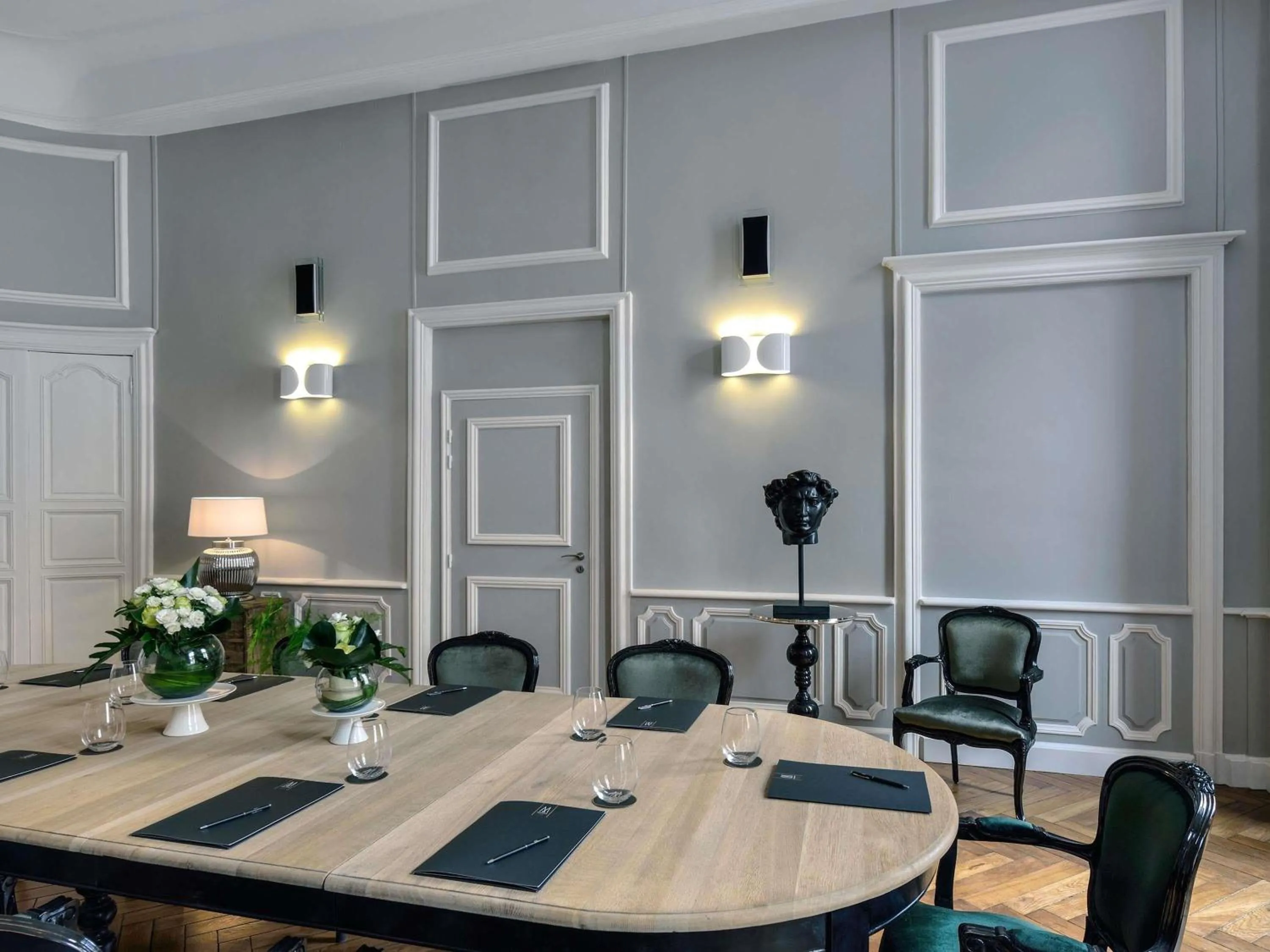 Meeting/conference room in La Cour des Consuls Hotel & Spa Toulouse - MGallery Collection