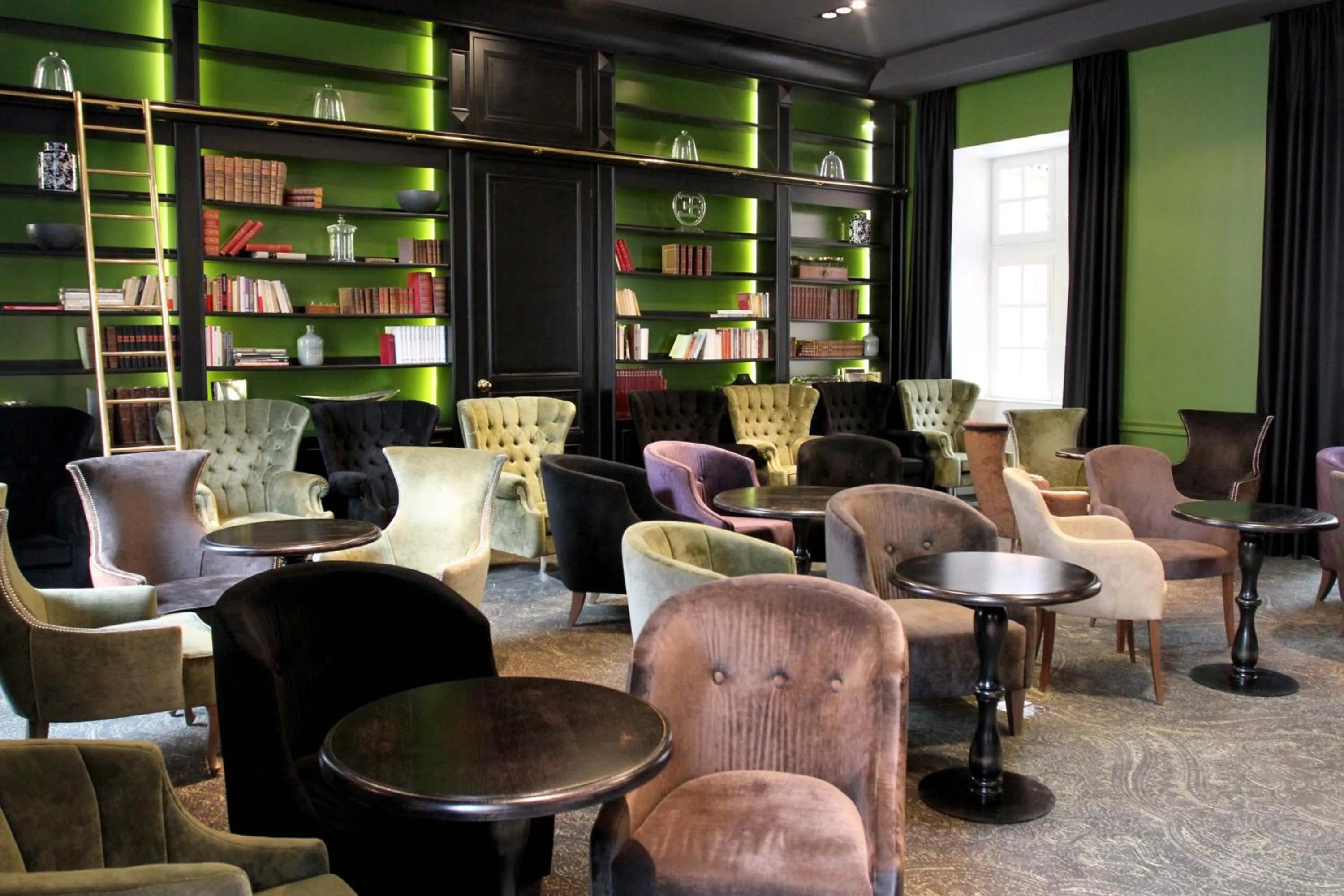 Meeting/conference room in La Cour des Consuls Hotel & Spa Toulouse - MGallery Collection