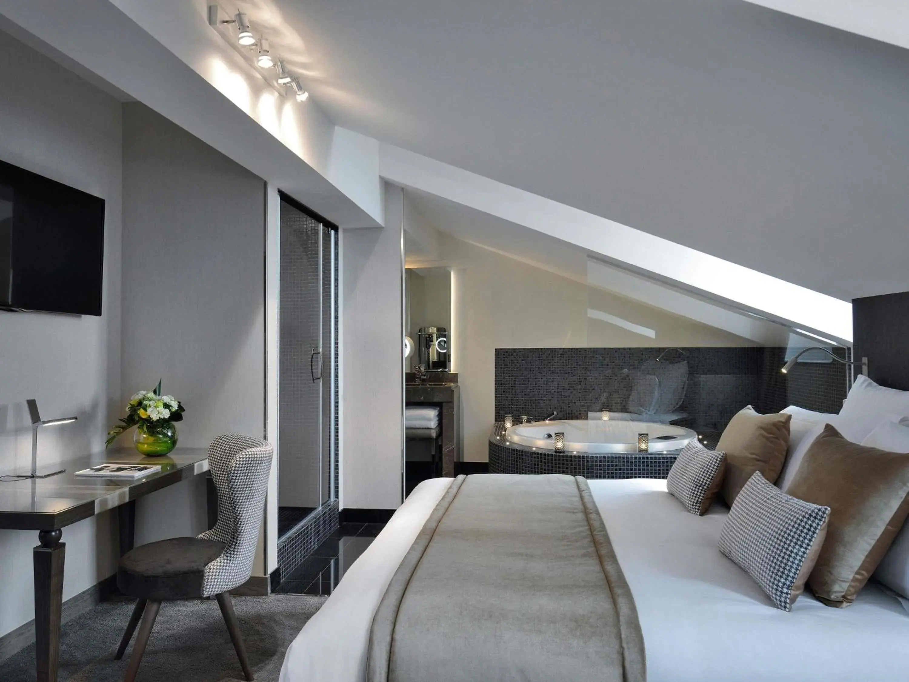 Bedroom, Bed in La Cour des Consuls Hotel & Spa Toulouse - MGallery Collection Bedroom, Bed in La Cour des Consuls Hotel & Spa Toulouse - MGallery Collection