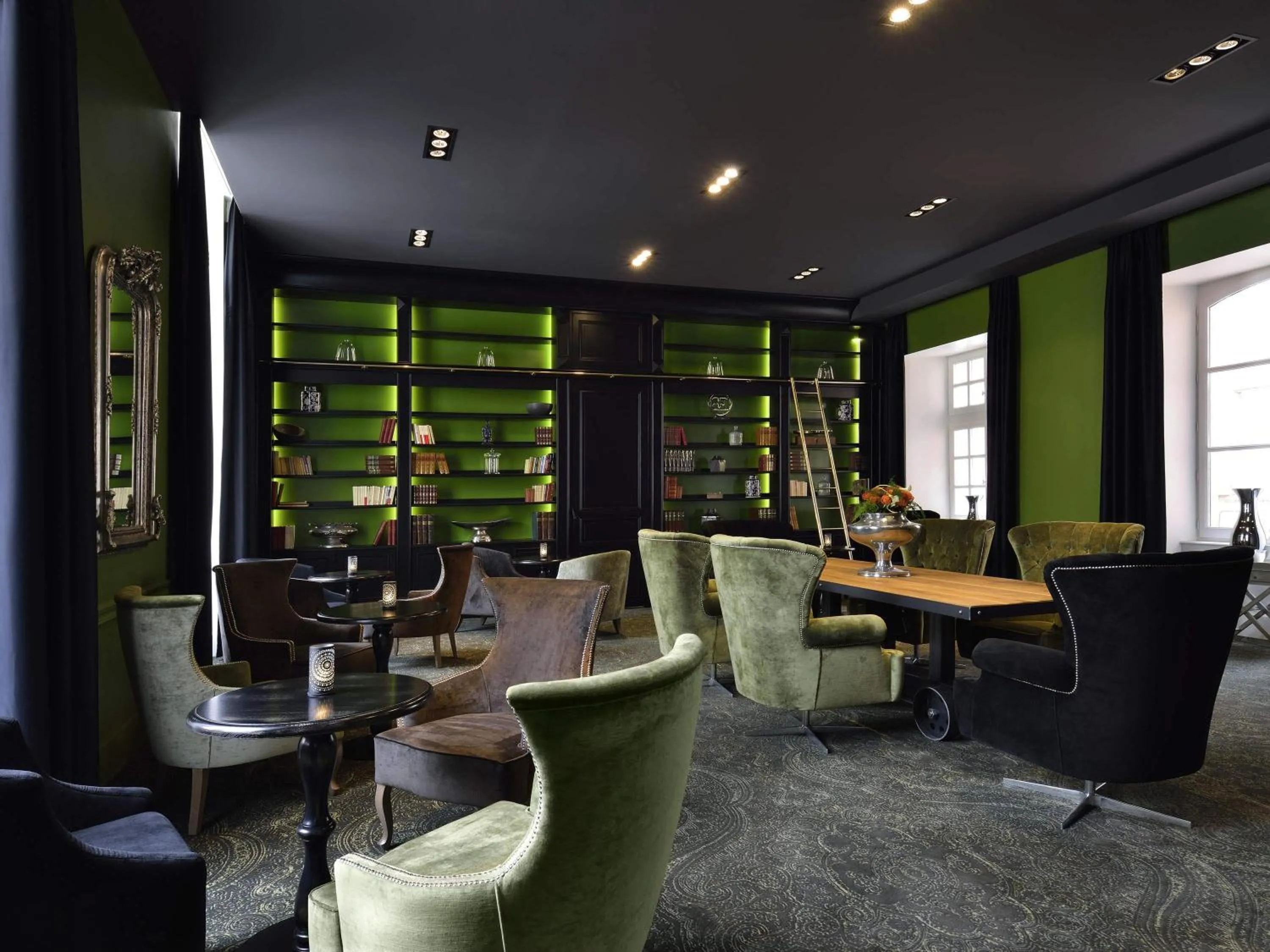 Meeting/conference room in La Cour des Consuls Hotel & Spa Toulouse - MGallery Collection