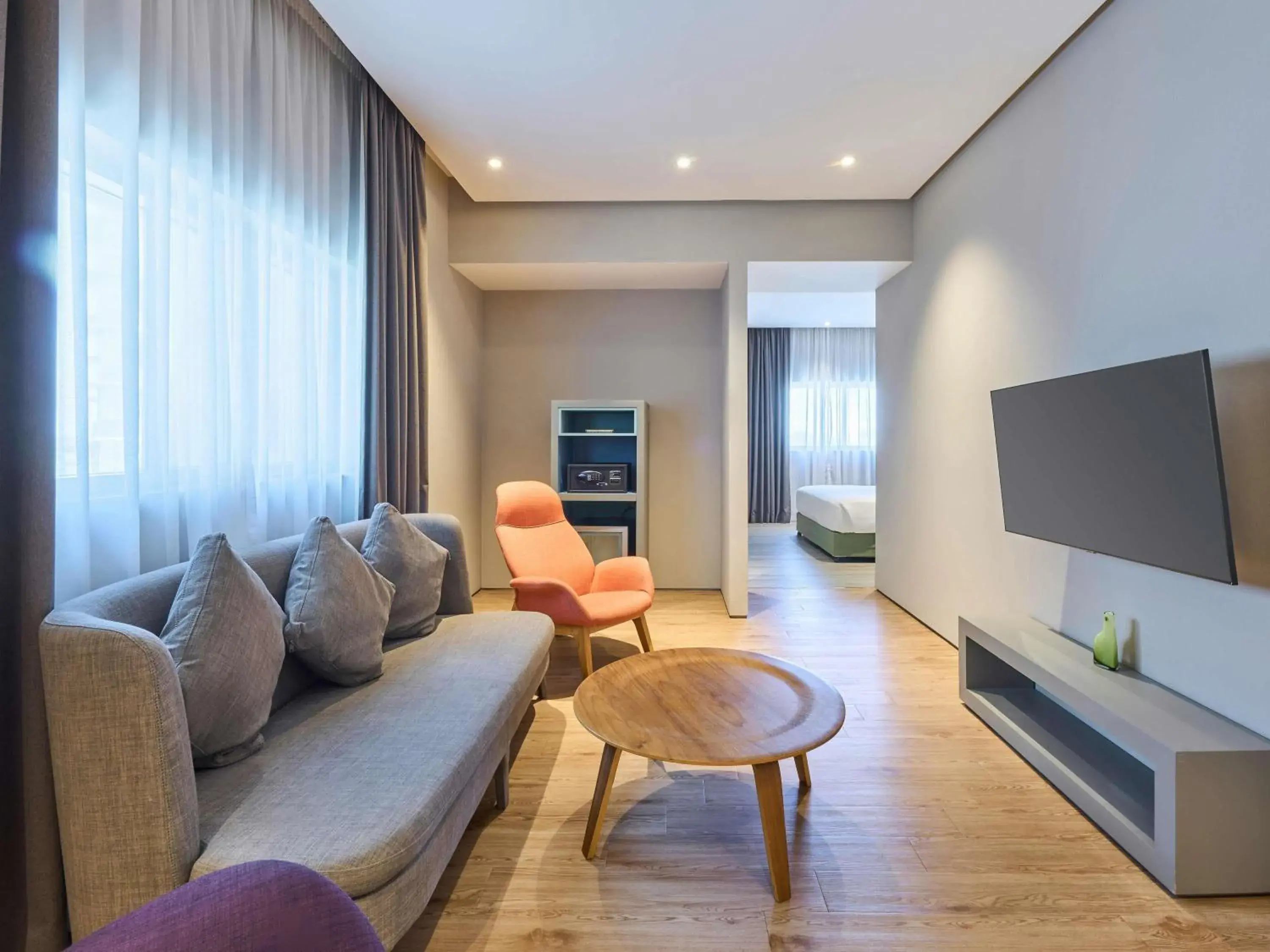 Bedroom in Ibis Styles Dubai Jumeira Bedroom in Ibis Styles Dubai Jumeira