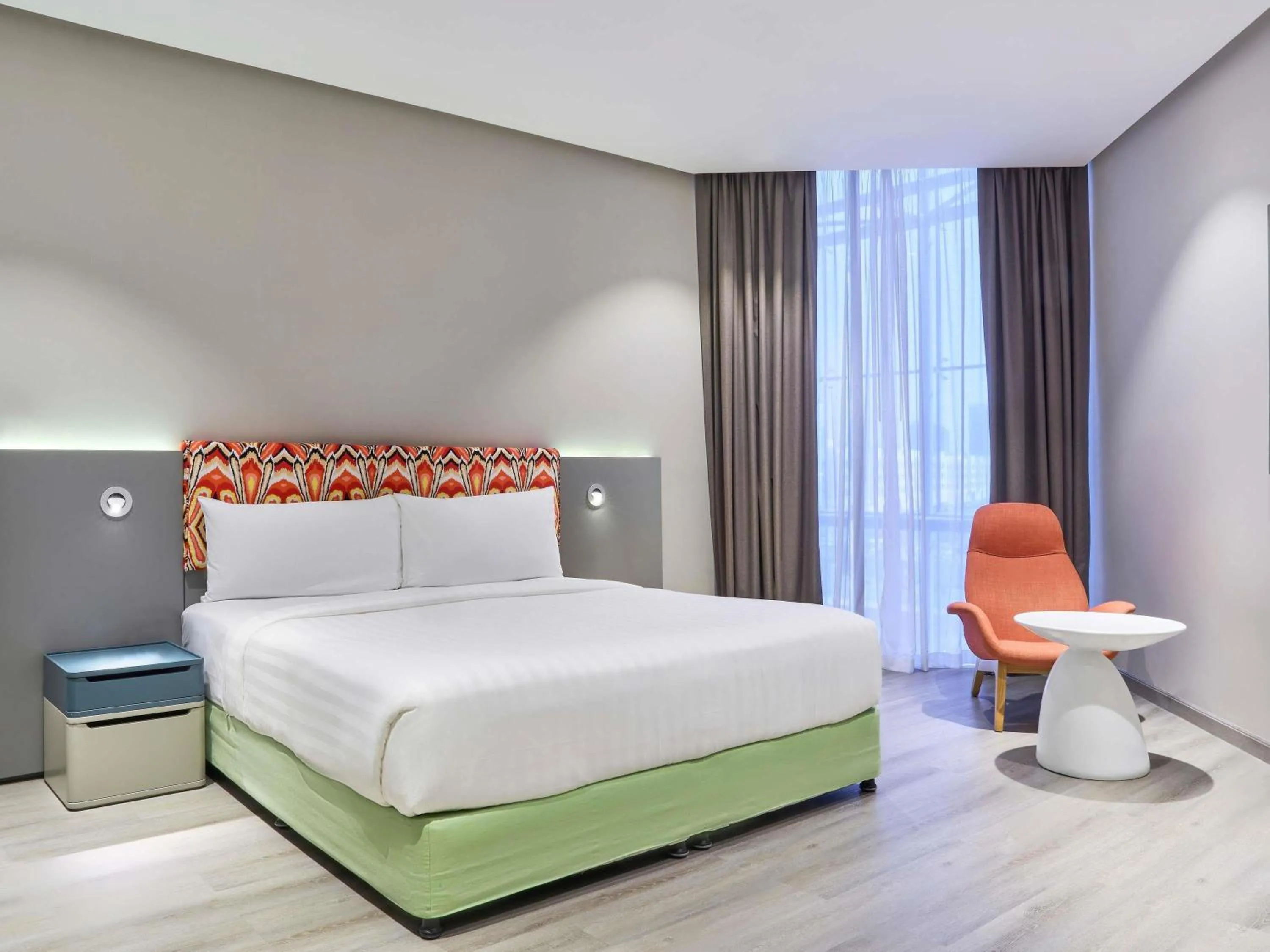 Bedroom, Bed in Ibis Styles Dubai Jumeira