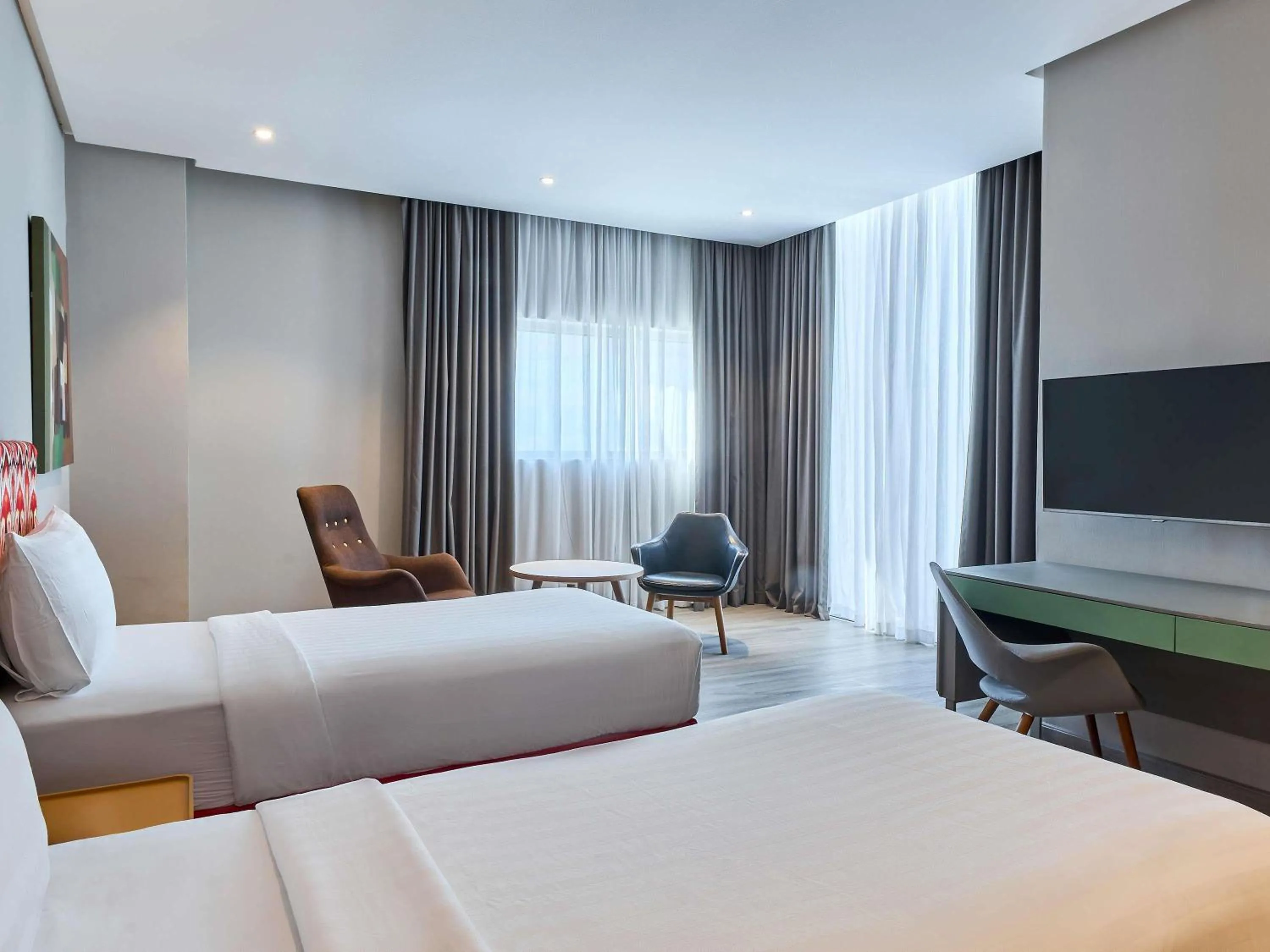 Bedroom, Bed in Ibis Styles Dubai Jumeira