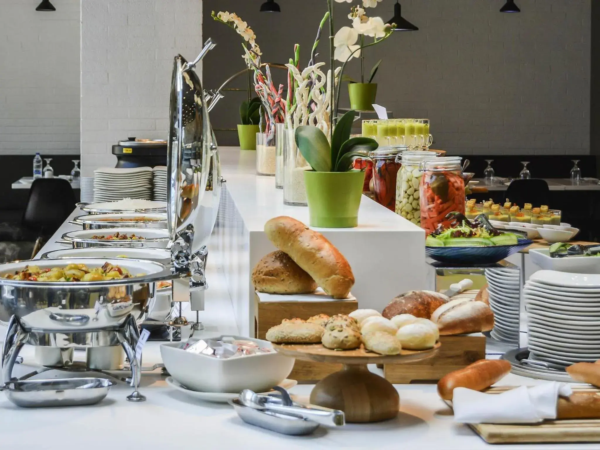 Restaurant/places to eat in Ibis Styles Dubai Jumeira Restaurant/places to eat in Ibis Styles Dubai Jumeira