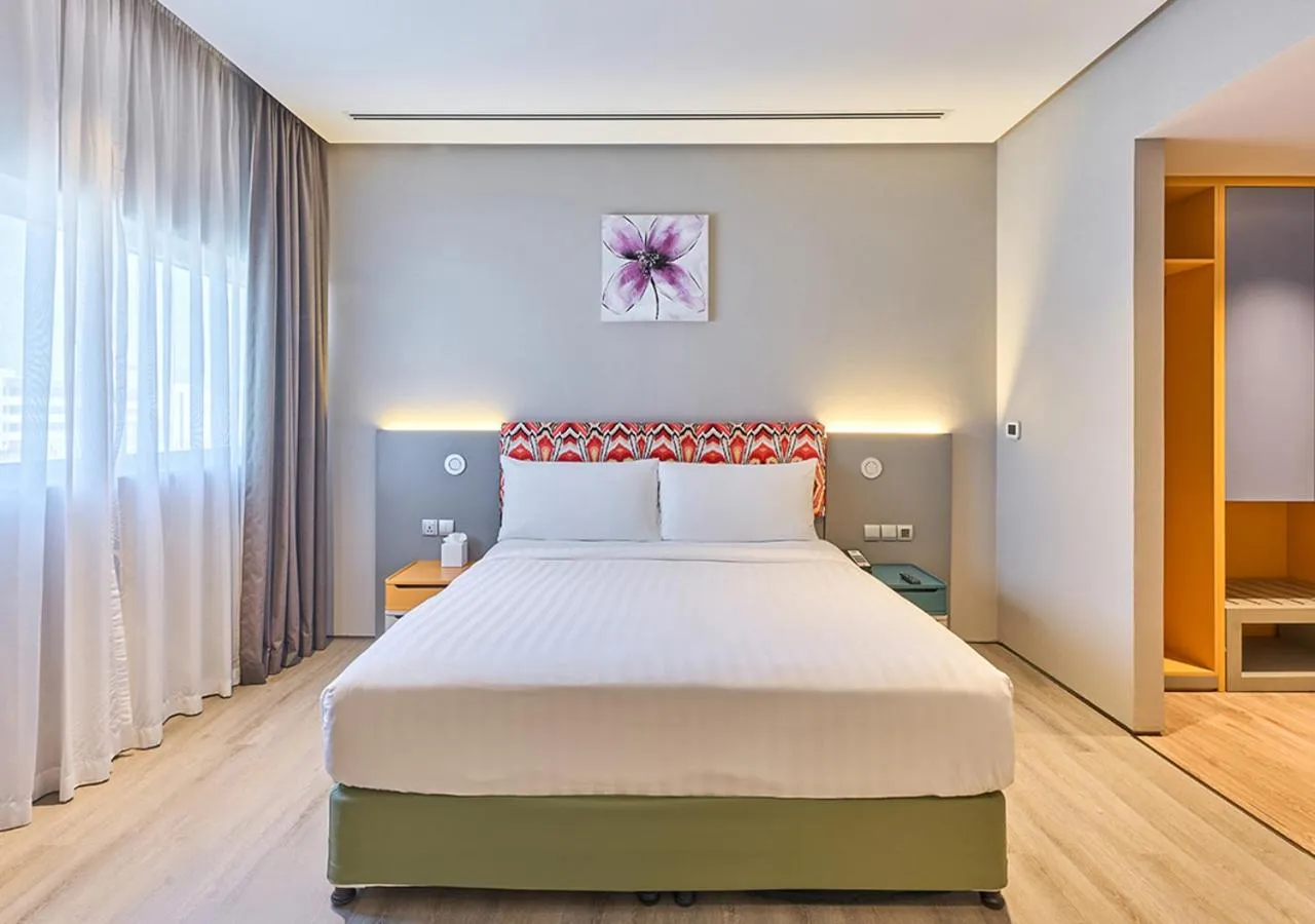 Bed in Ibis Styles Dubai Jumeira