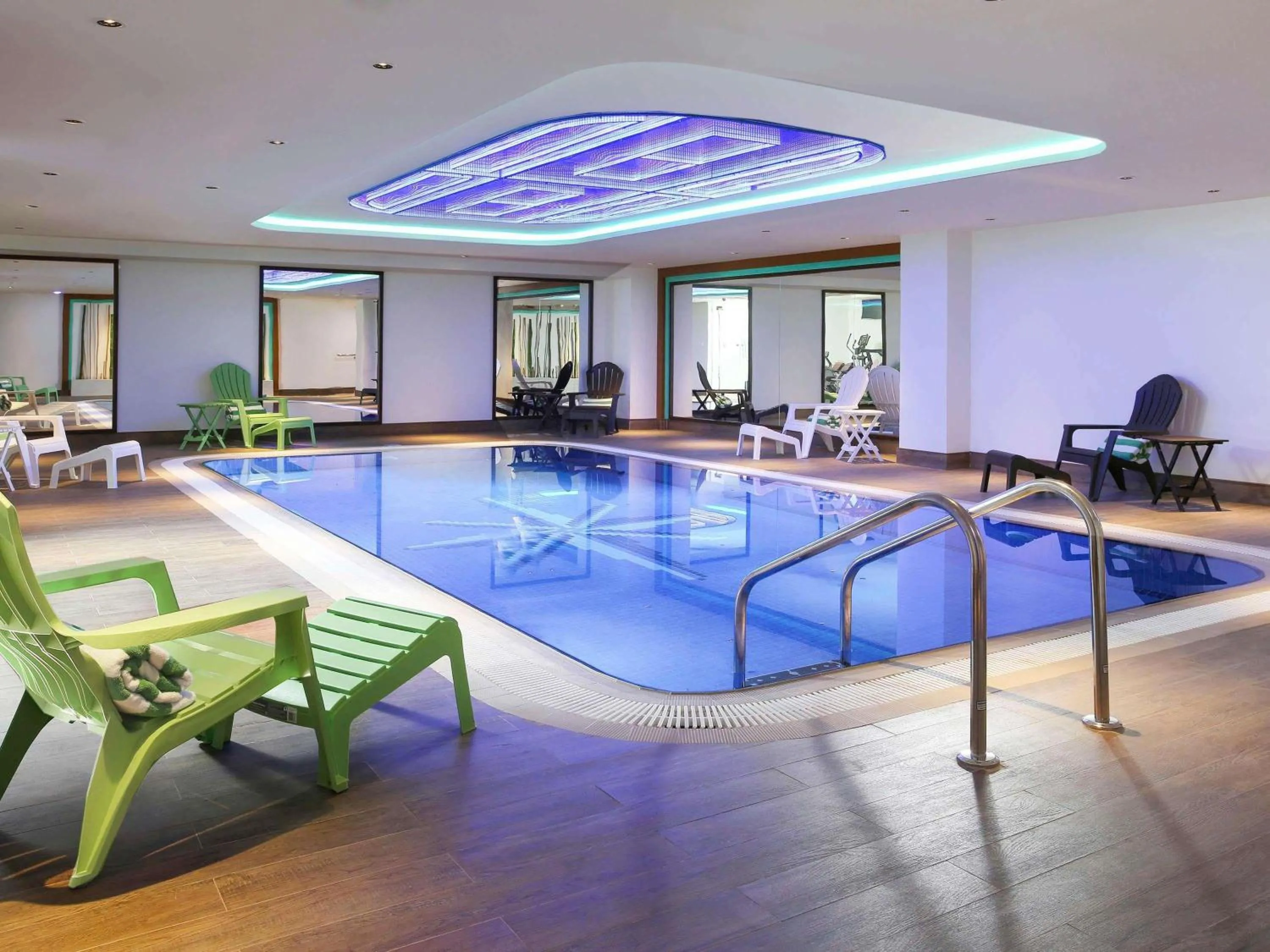 Property building in Ibis Styles Dubai Jumeira