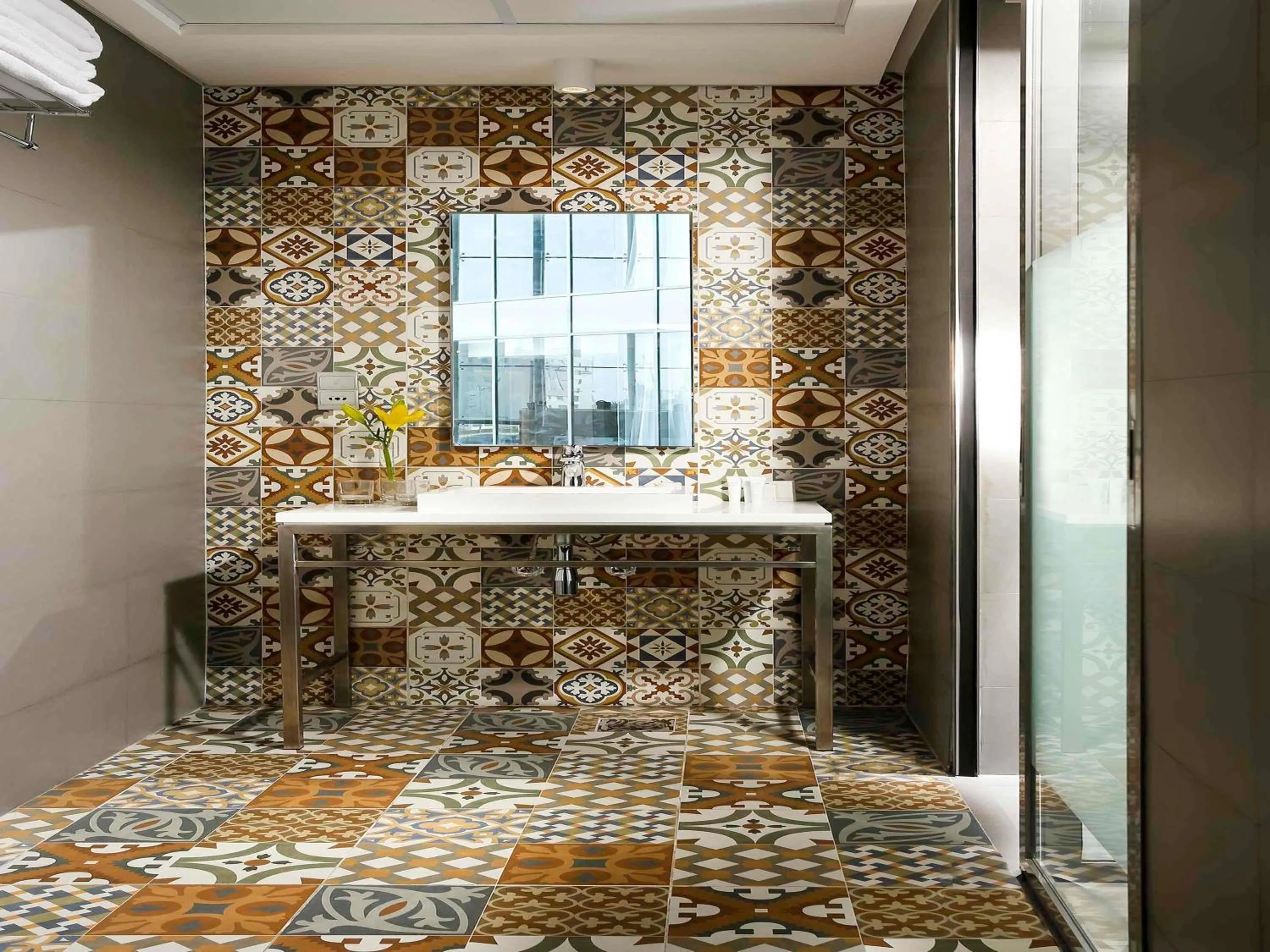 Standard Double Room - City Side in Ibis Styles Dubai Jumeira