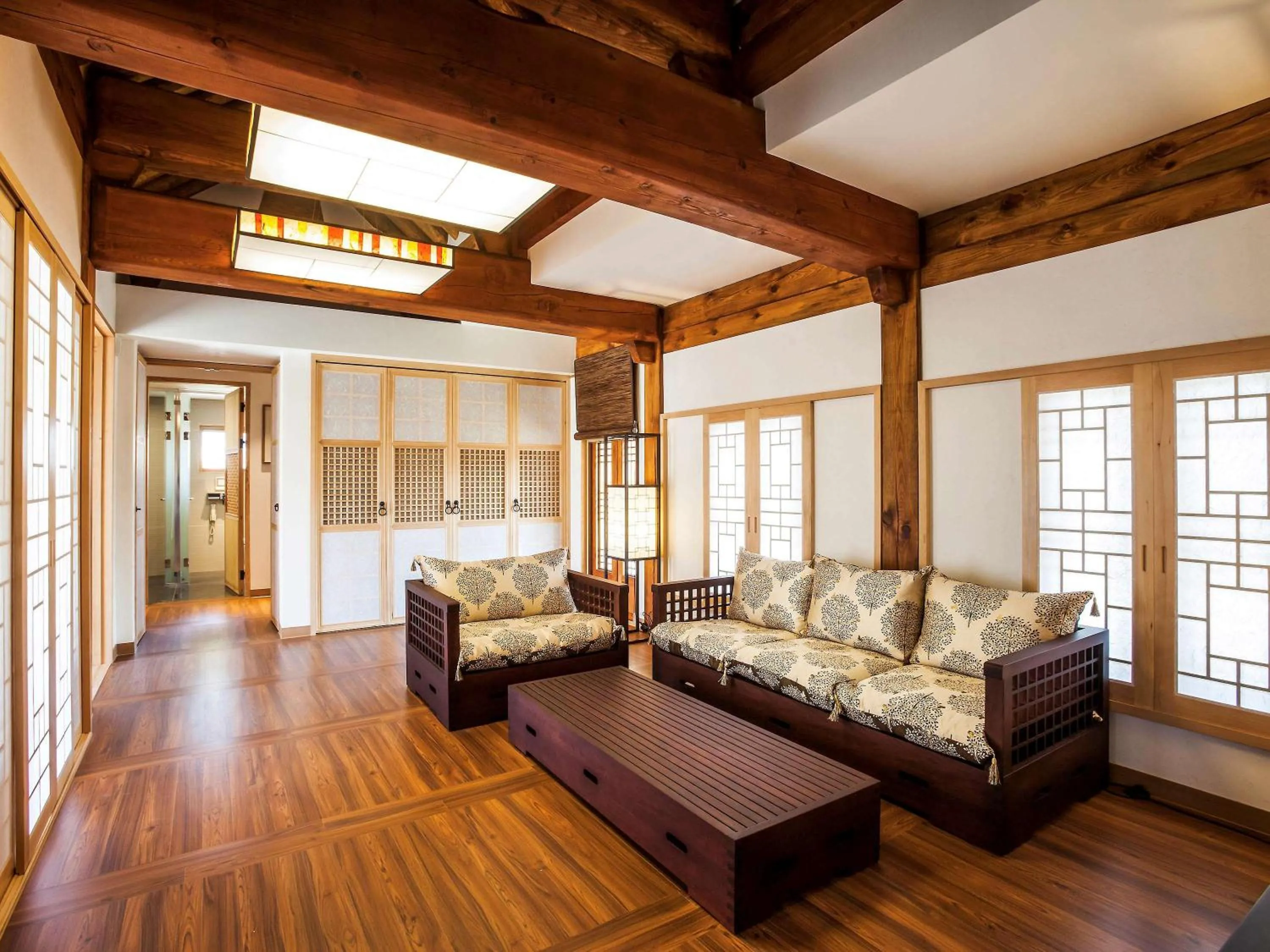 Photo of the whole room in Gyeongwonjae Ambassador Incheon Associated with Accor