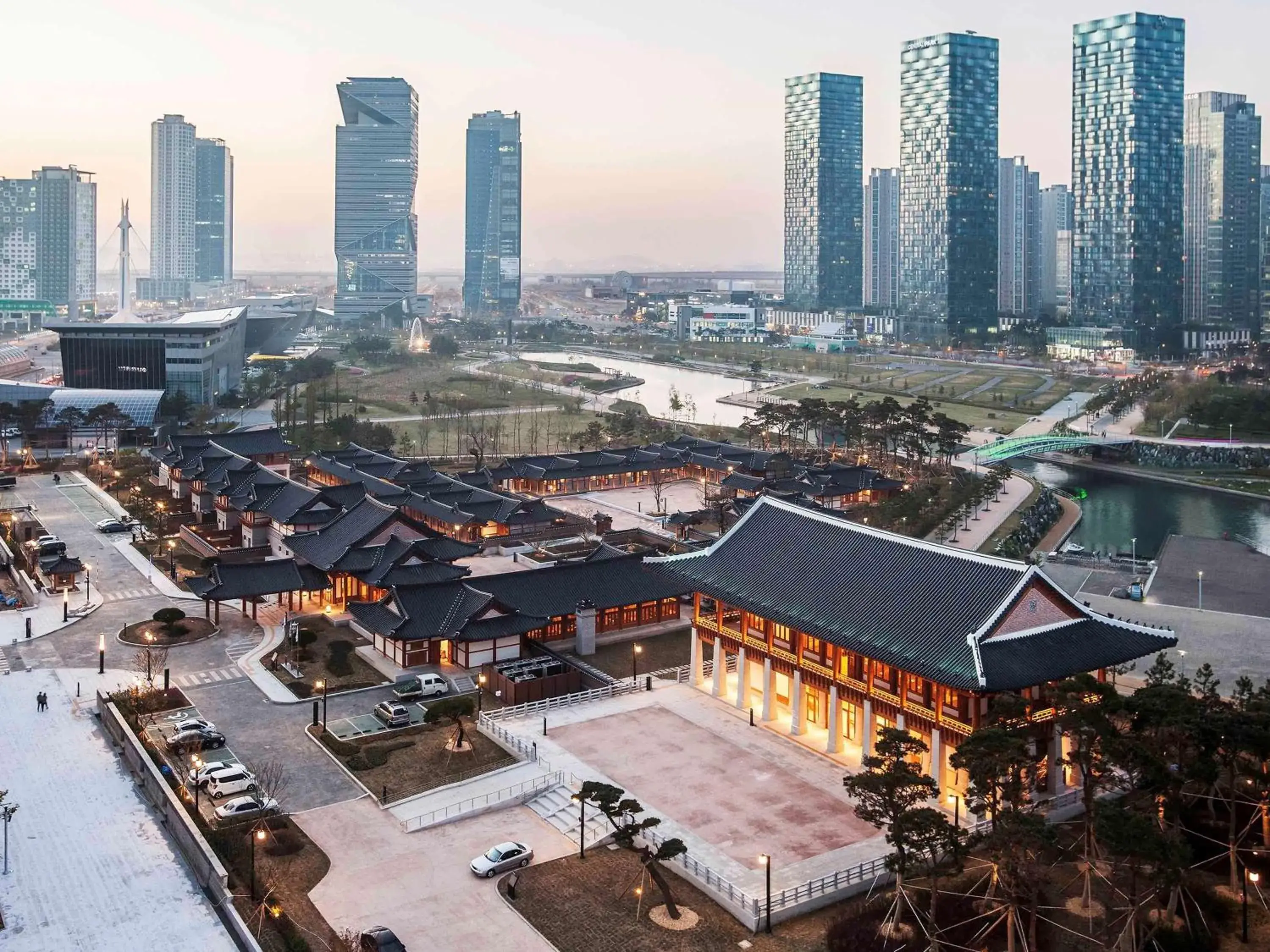 Property building in Gyeongwonjae Ambassador Incheon Associated with Accor Property building in Gyeongwonjae Ambassador Incheon Associated with Accor