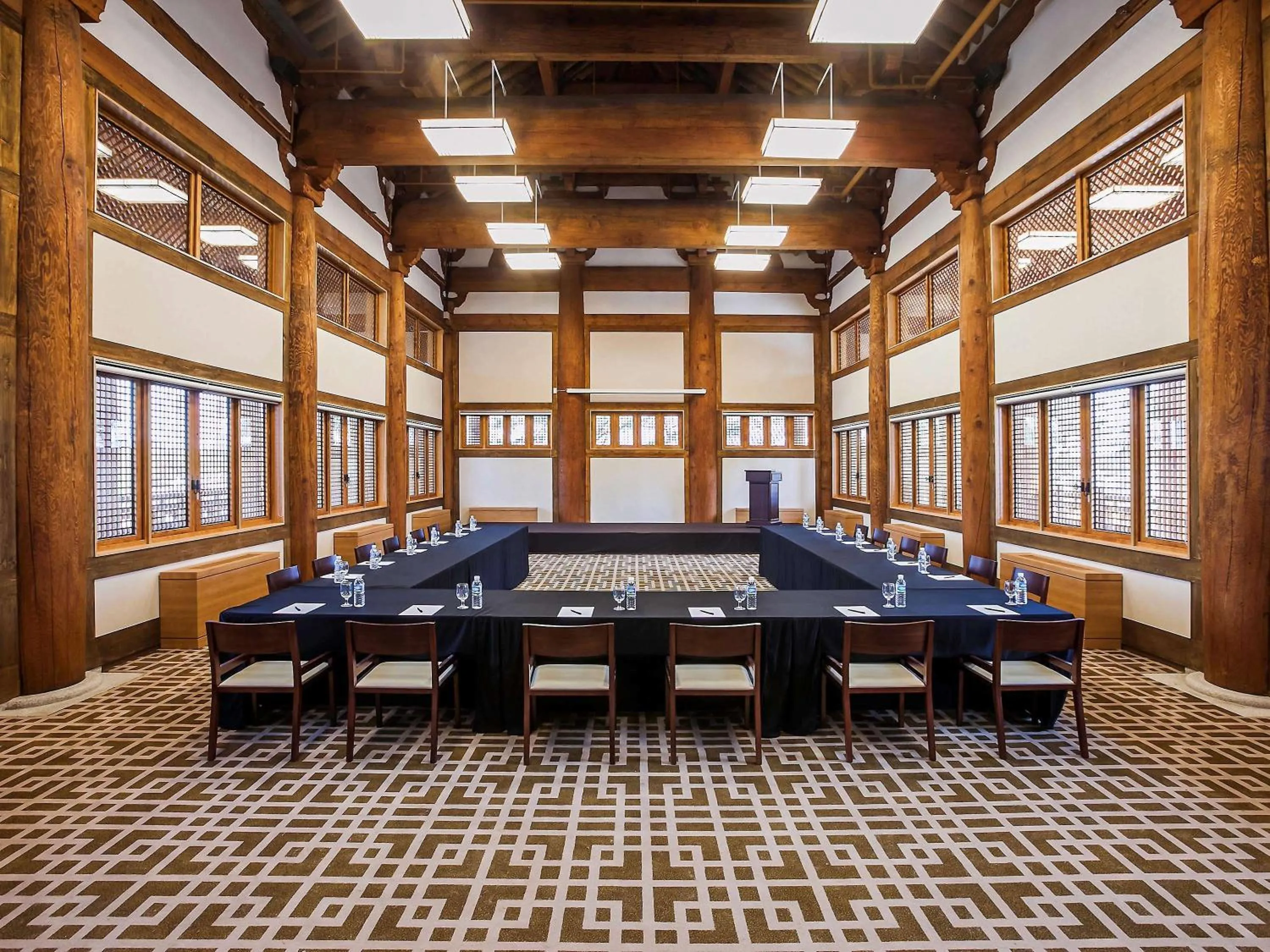 Meeting/conference room in Gyeongwonjae Ambassador Incheon Associated with Accor