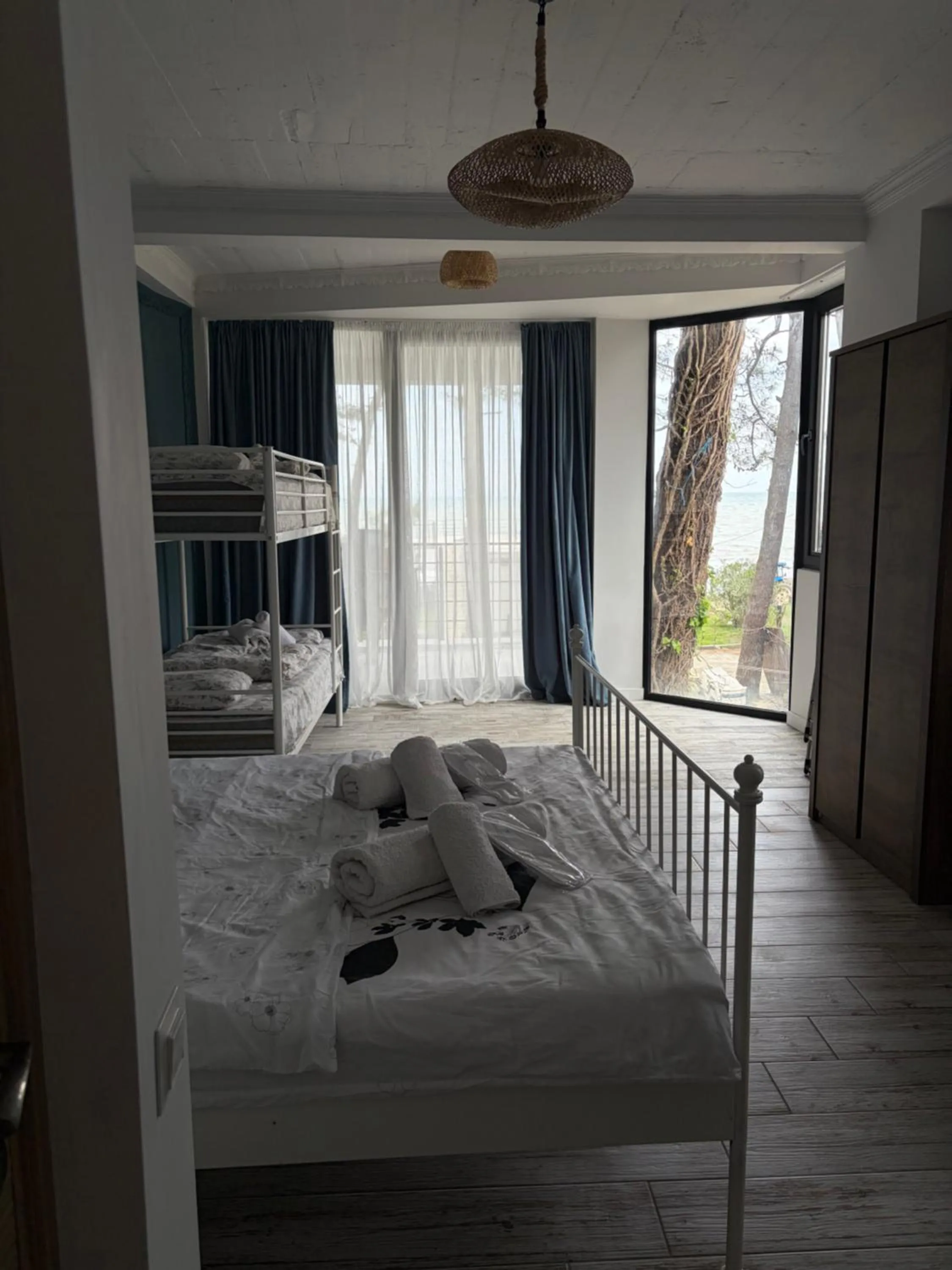 Bed in Mana-Mana