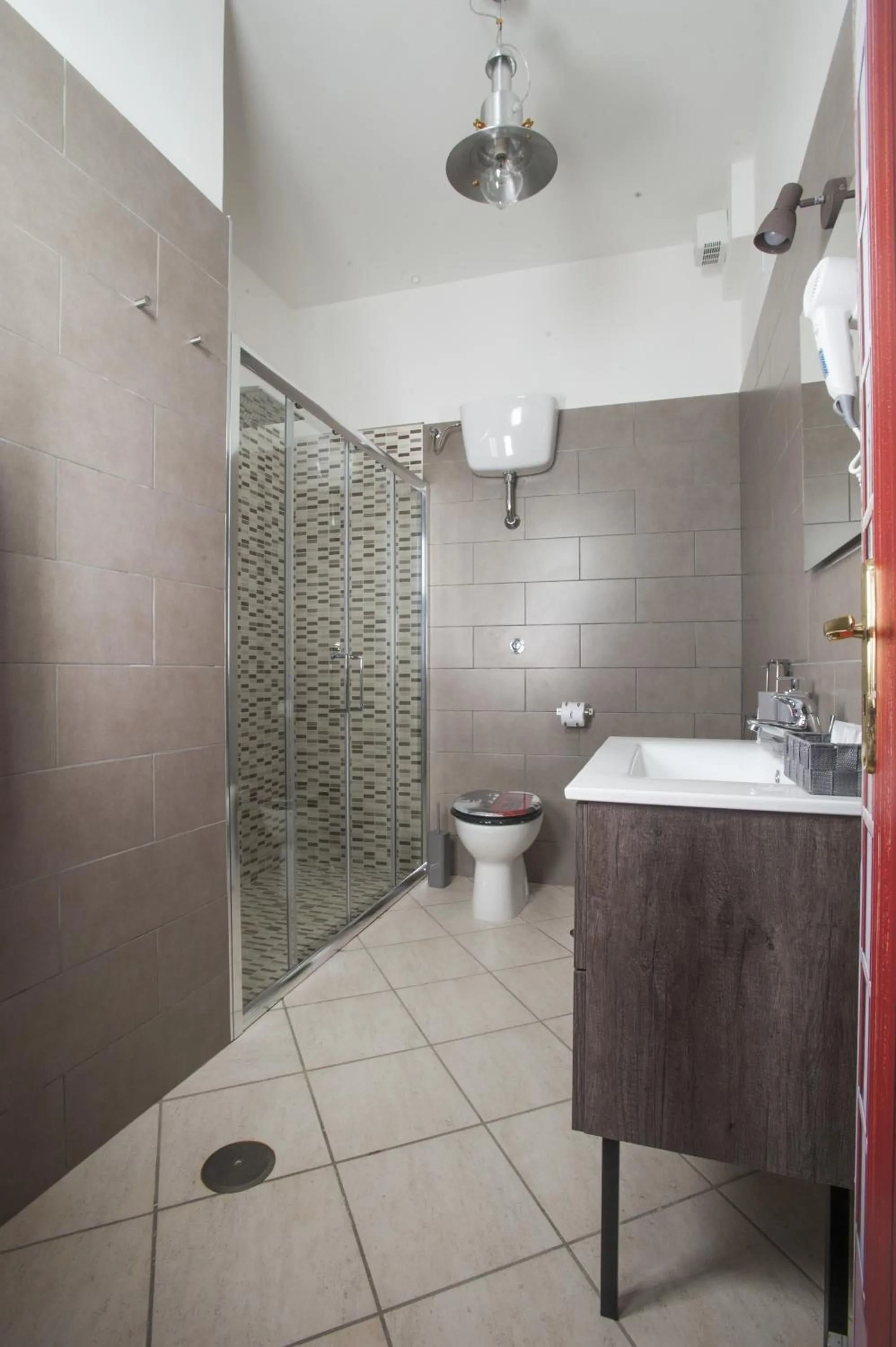 Shower in City Pompei Accommodations