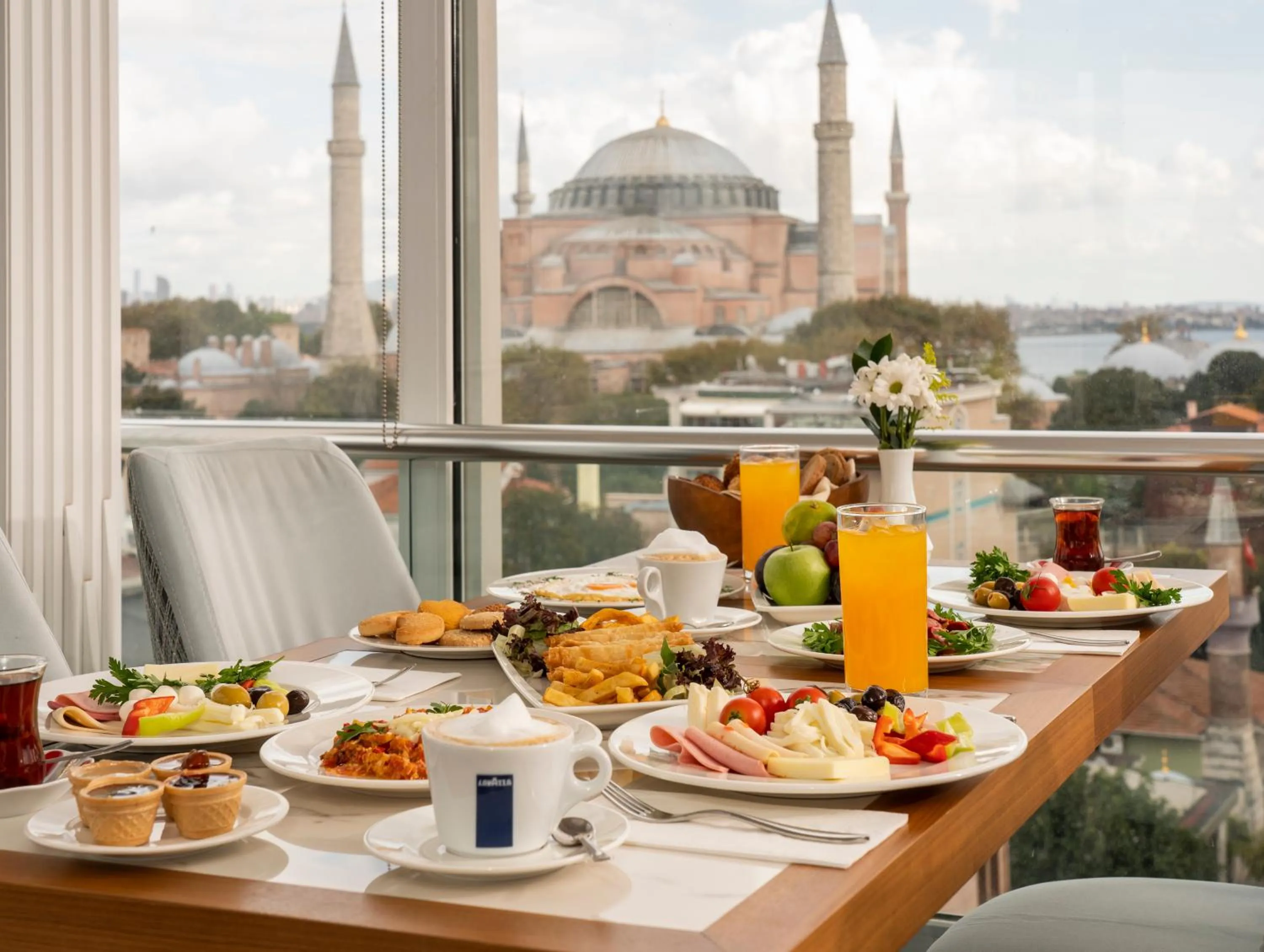 Restaurant/places to eat in Adamar Hotel-Special Category