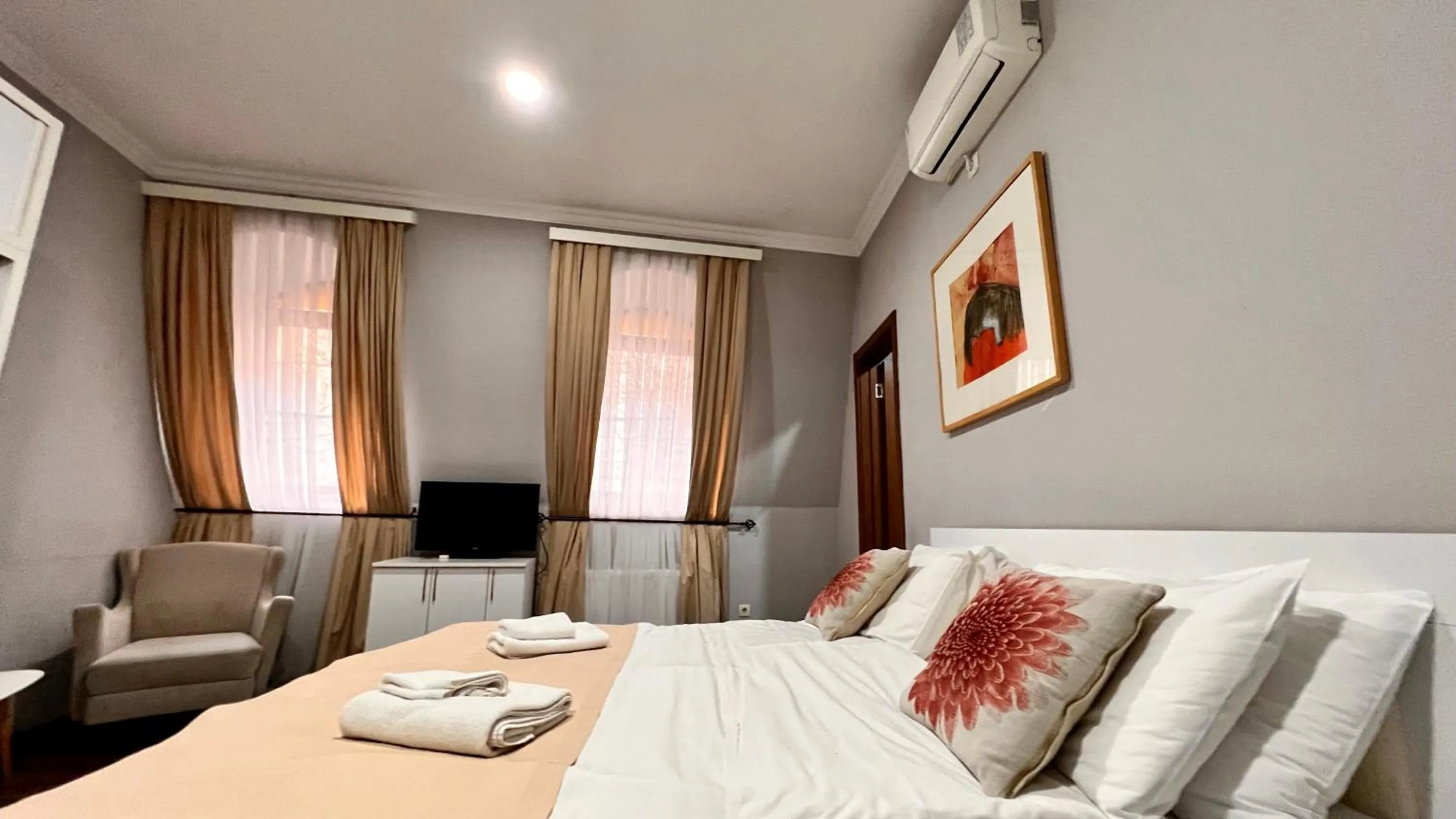 Bed in Point Hotel Tbilisi