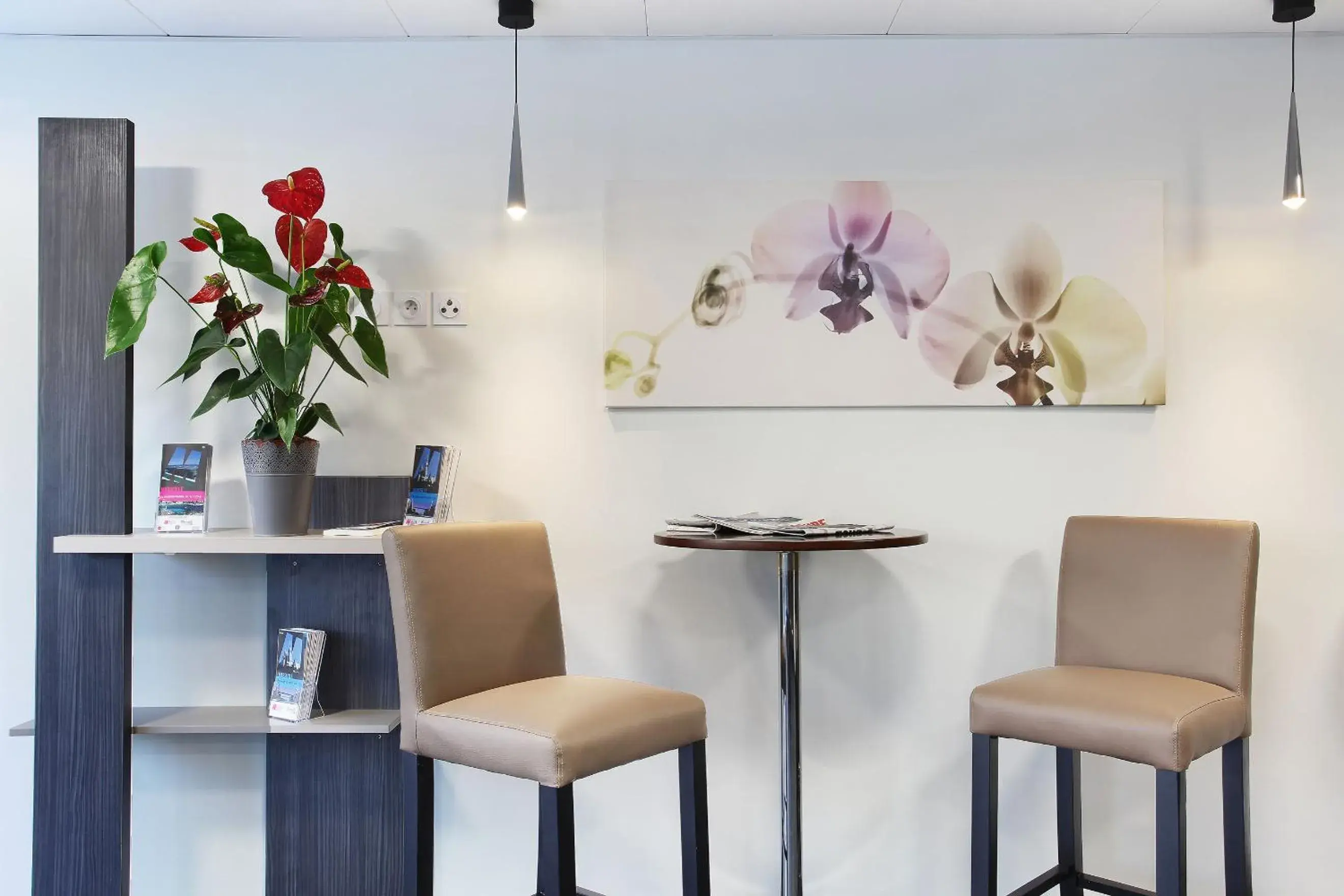 Lobby or reception in Appart'hôtel Odalys City - Marseille Prado Lobby or reception in Appart'hôtel Odalys City - Marseille Prado