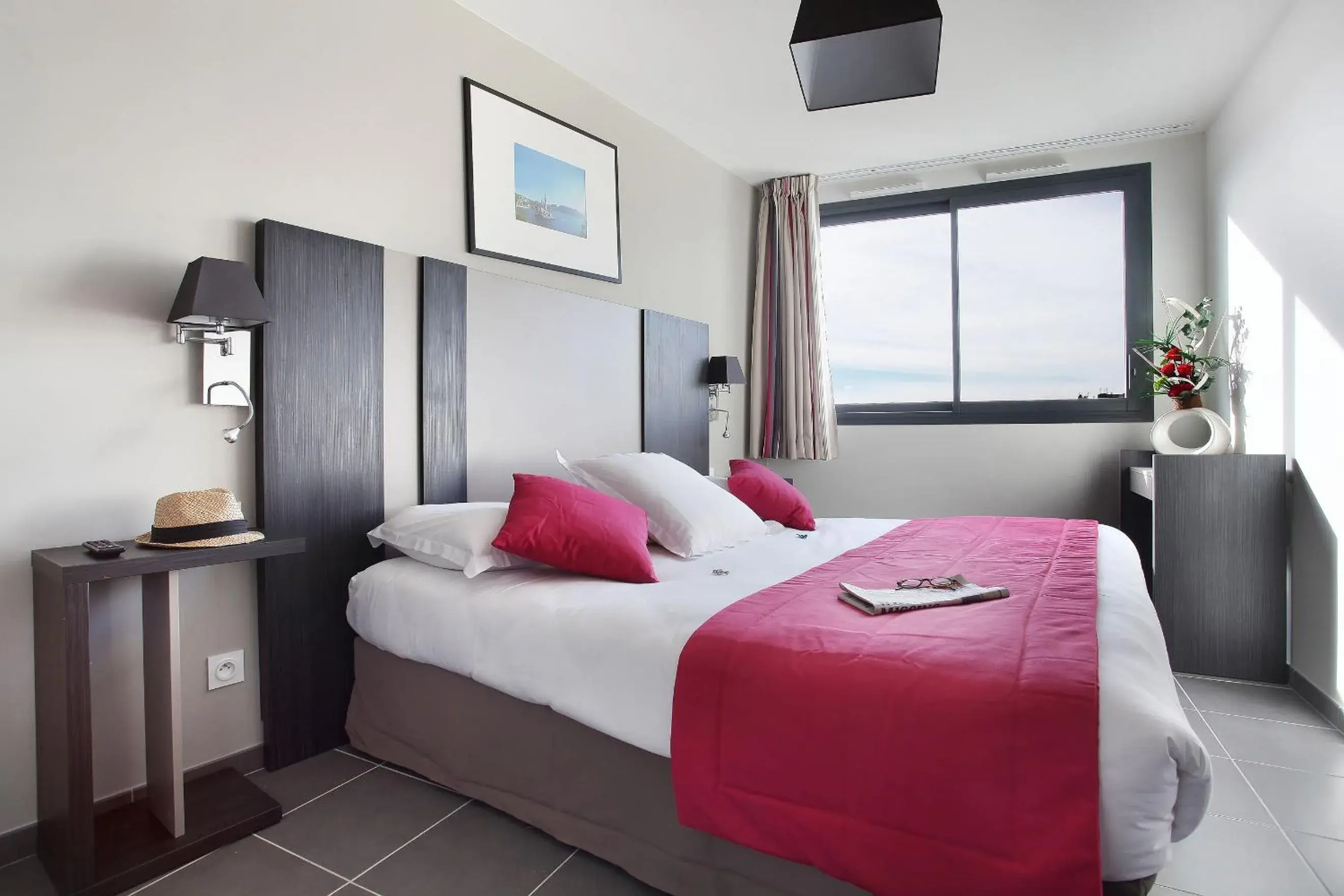 Bedroom, Bed in Appart'hôtel Odalys City - Marseille Prado Bedroom, Bed in Appart'hôtel Odalys City - Marseille Prado