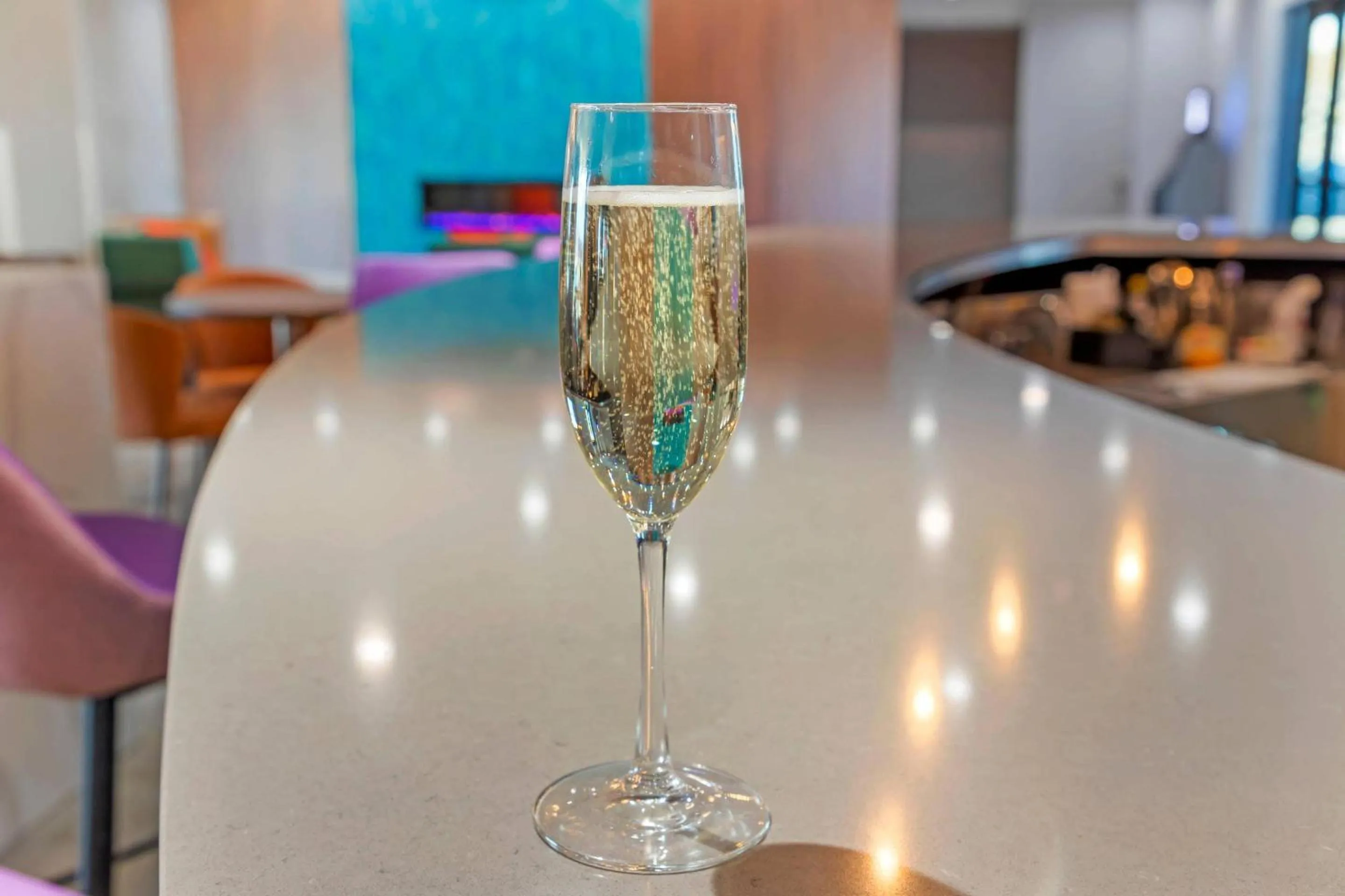 Restaurant/places to eat in Cambria Hotel Northlake Conference Center - Roanoke