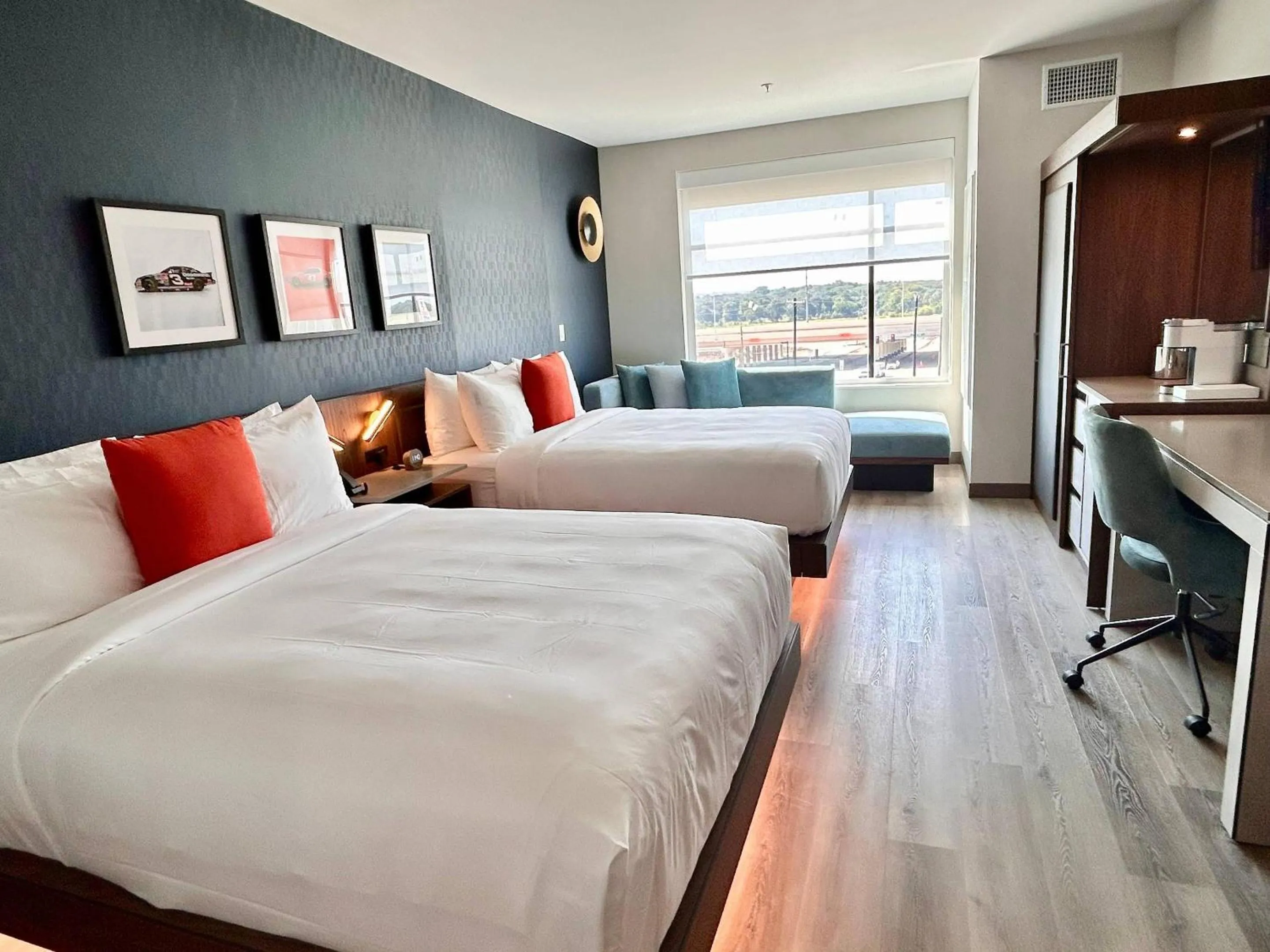 Bedroom, Bed in Cambria Hotel Northlake Conference Center - Roanoke