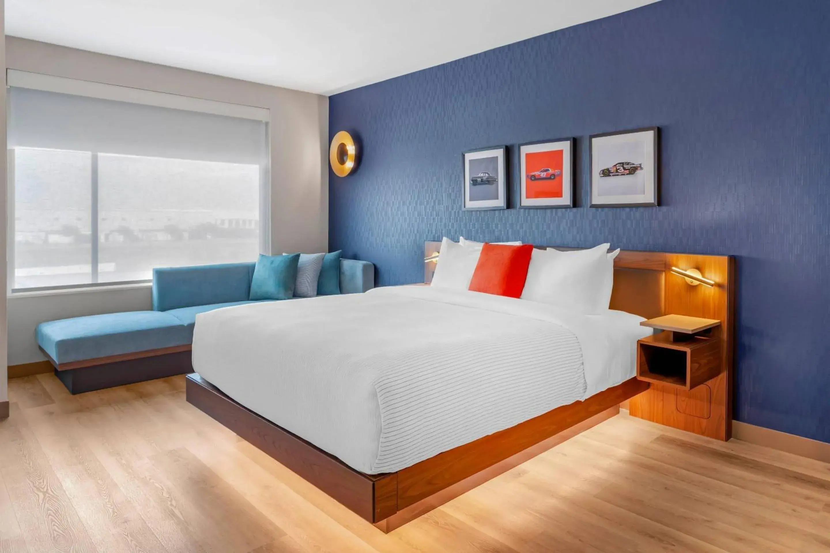 Bedroom, Bed in Cambria Hotel Northlake Conference Center - Roanoke Bedroom, Bed in Cambria Hotel Northlake Conference Center - Roanoke