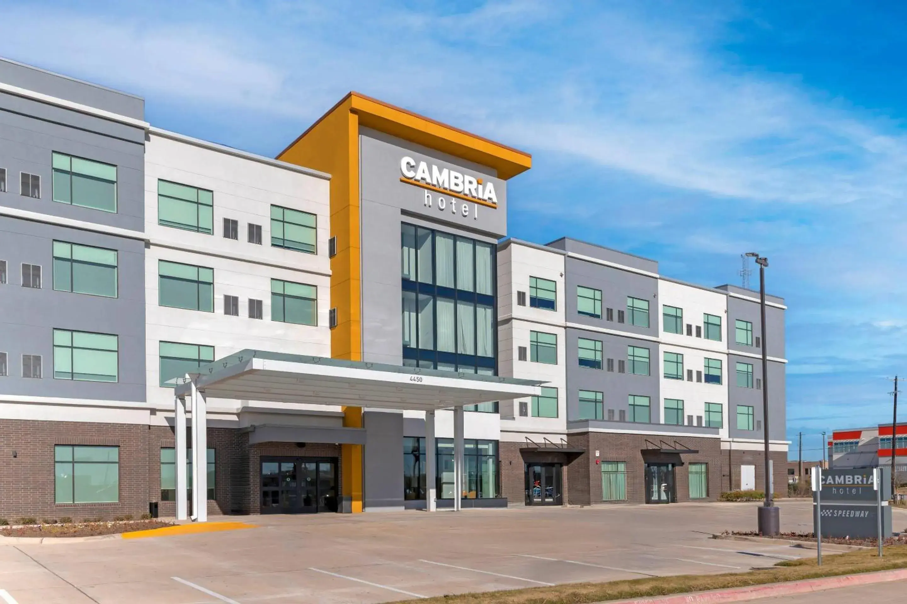 Property building in Cambria Hotel Northlake Conference Center - Roanoke Property building in Cambria Hotel Northlake Conference Center - Roanoke