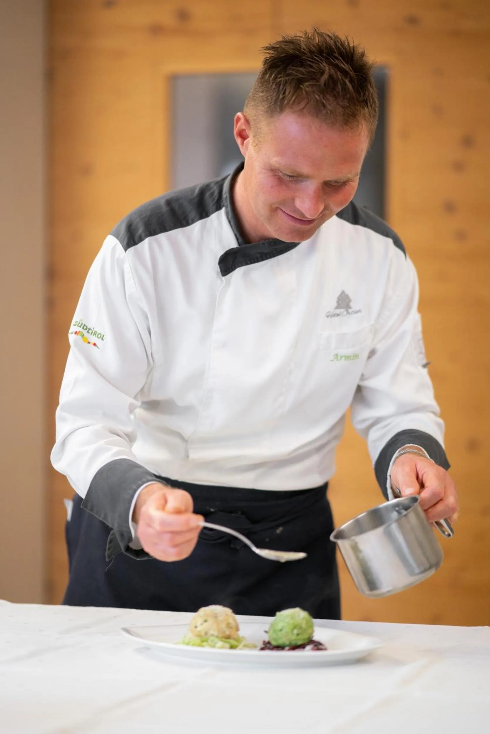 Restaurant/places to eat in Hotel Ortler