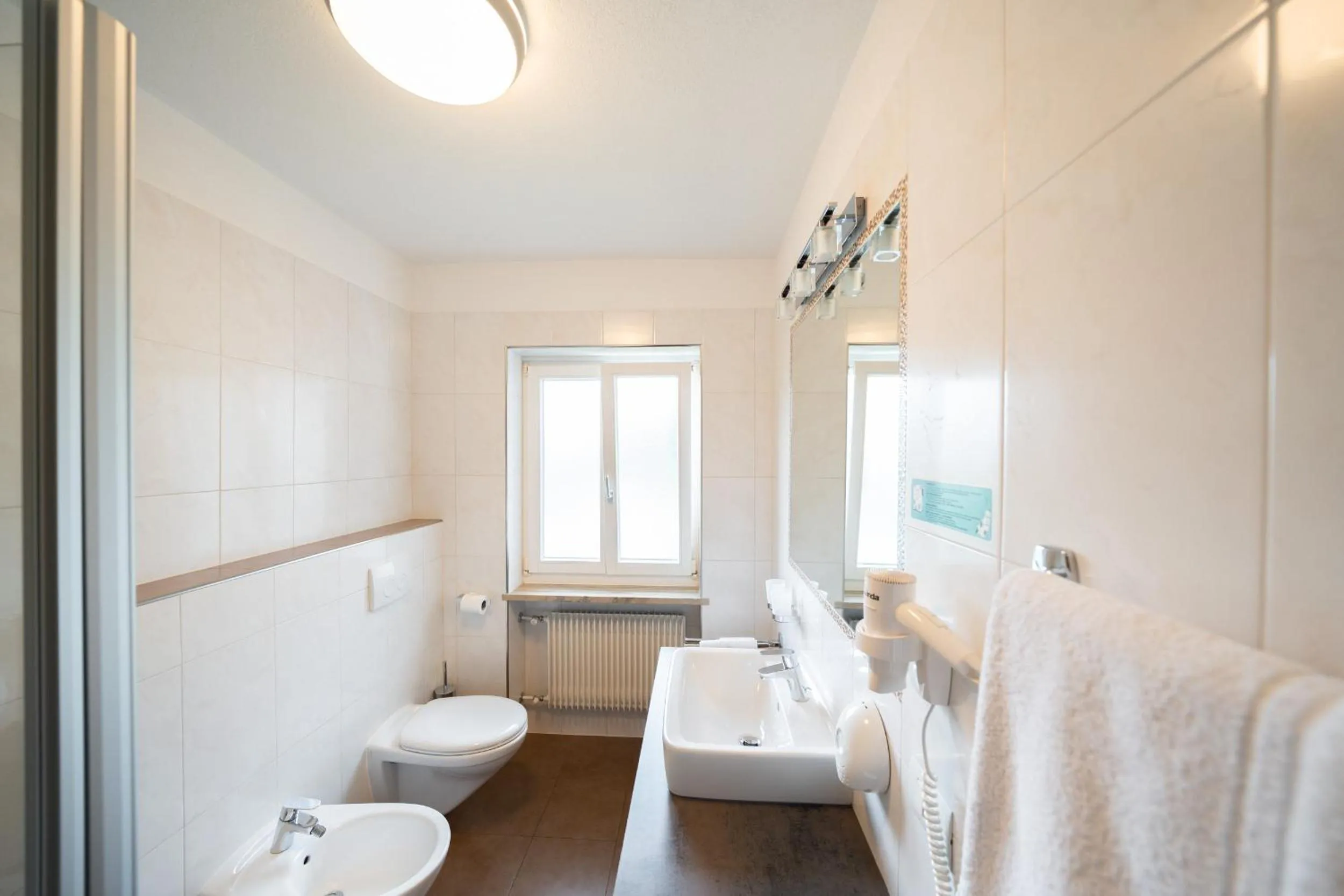 Bathroom in Hotel Ortler