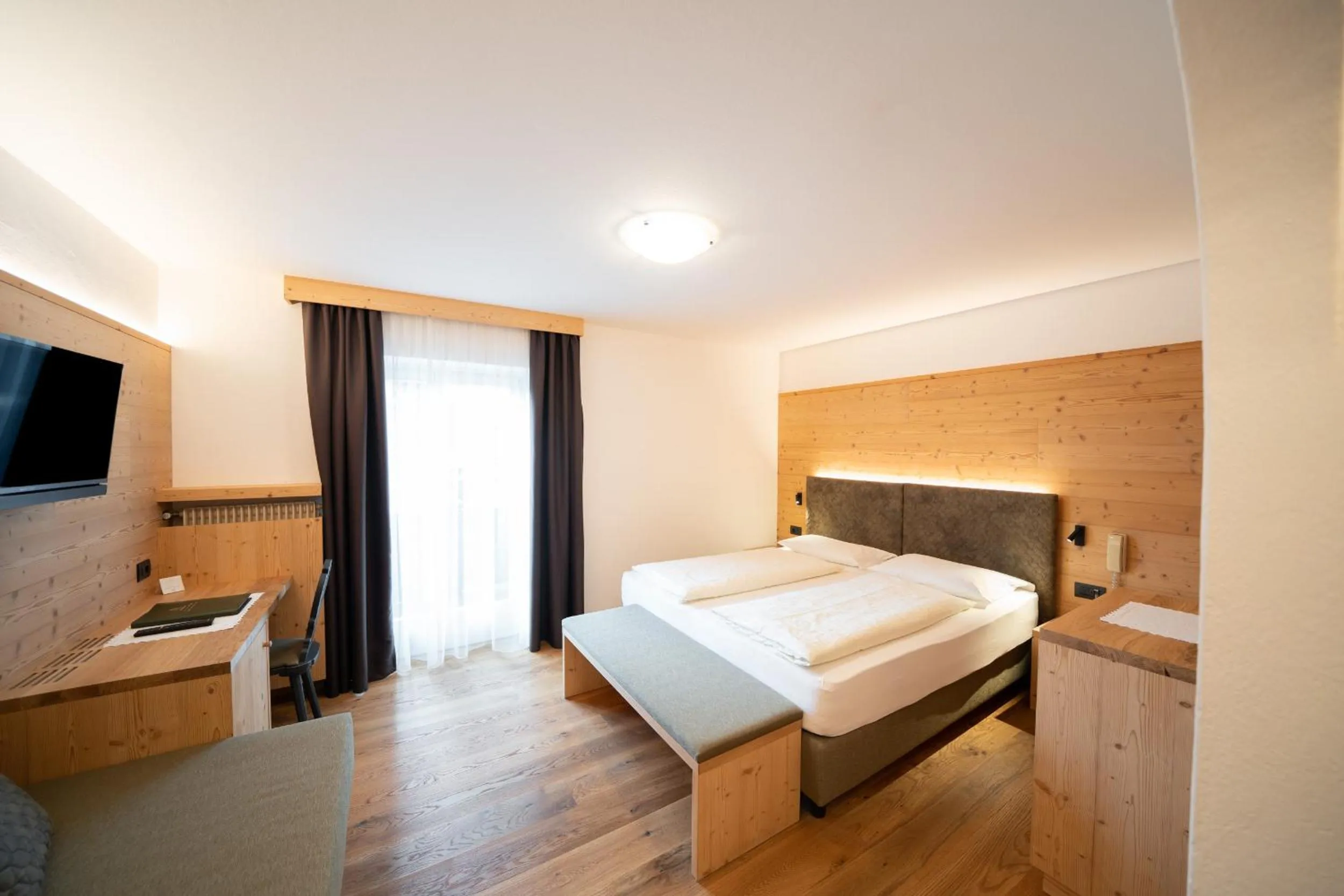 Photo of the whole room, Bed in Hotel Ortler
