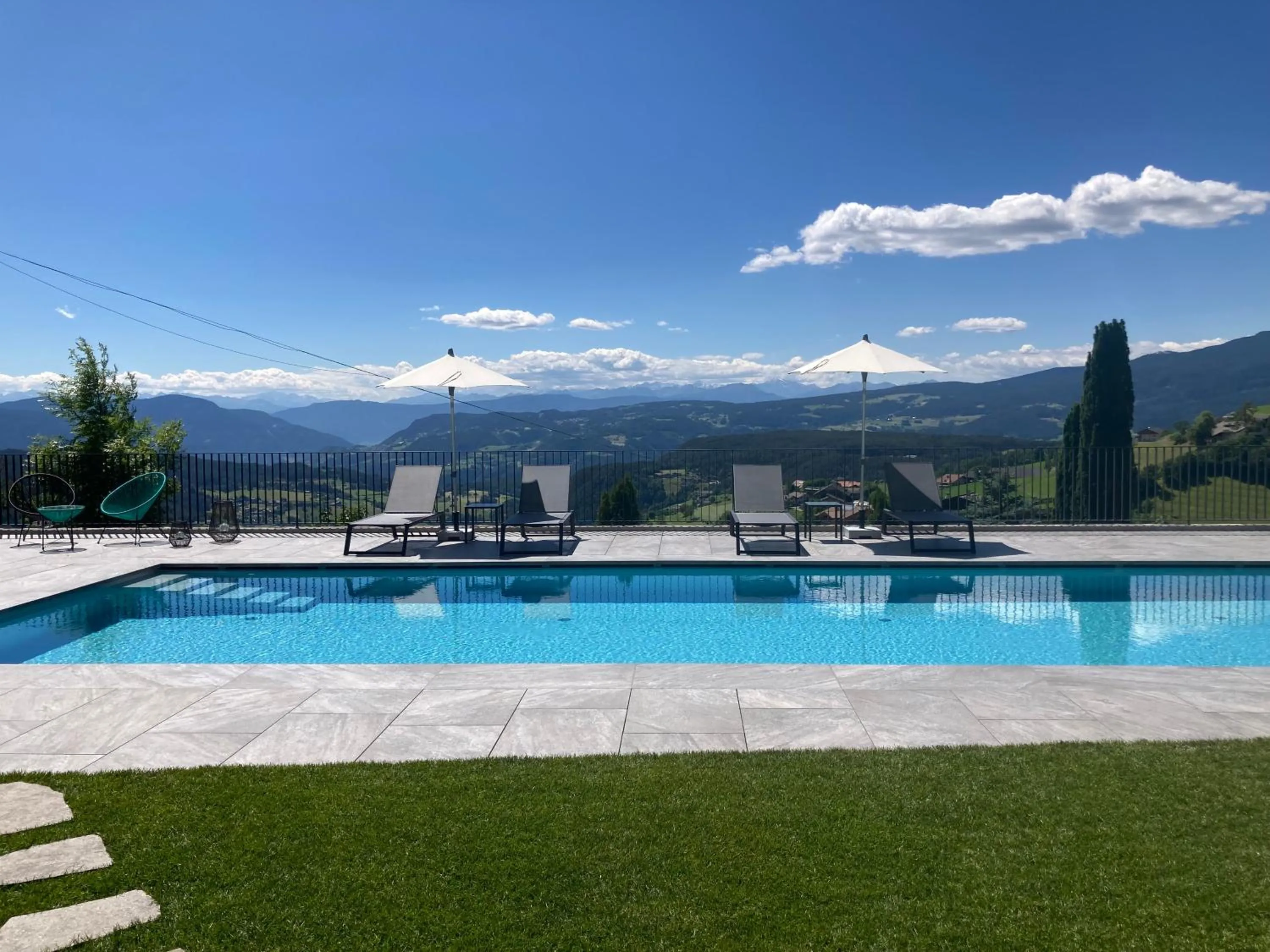 Swimming pool in Hotel Ortler